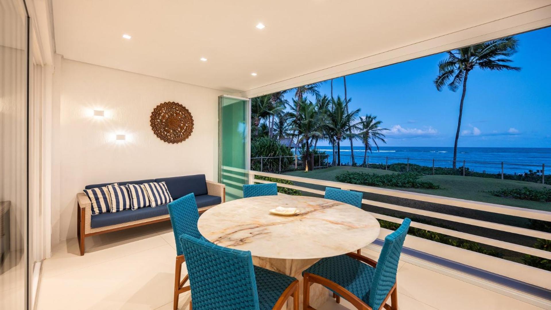Apartamento Luxuoso à Beira-mar em Praia do Forte!