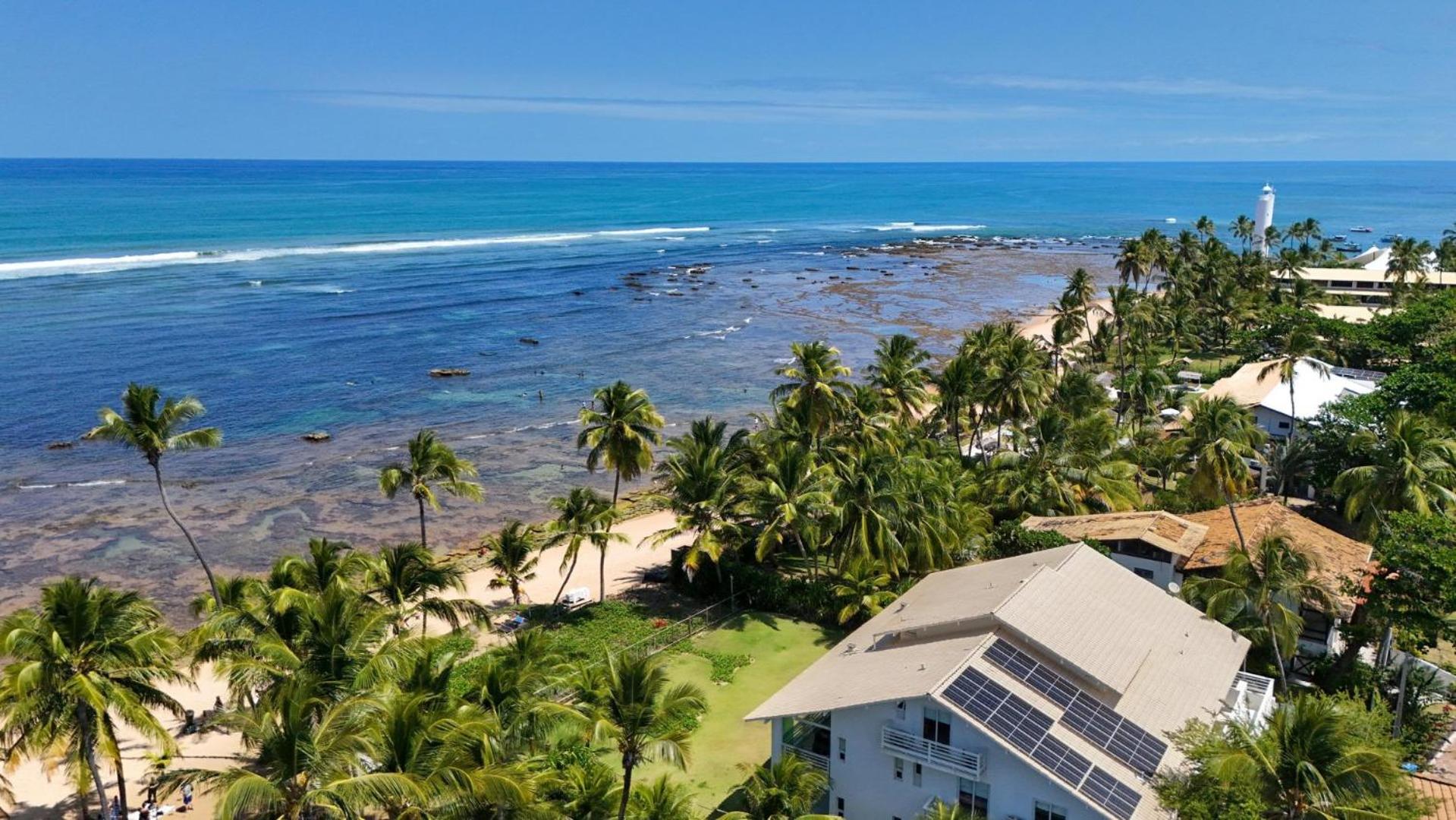 Apartamento Luxuoso à Beira-mar em Praia do Forte!