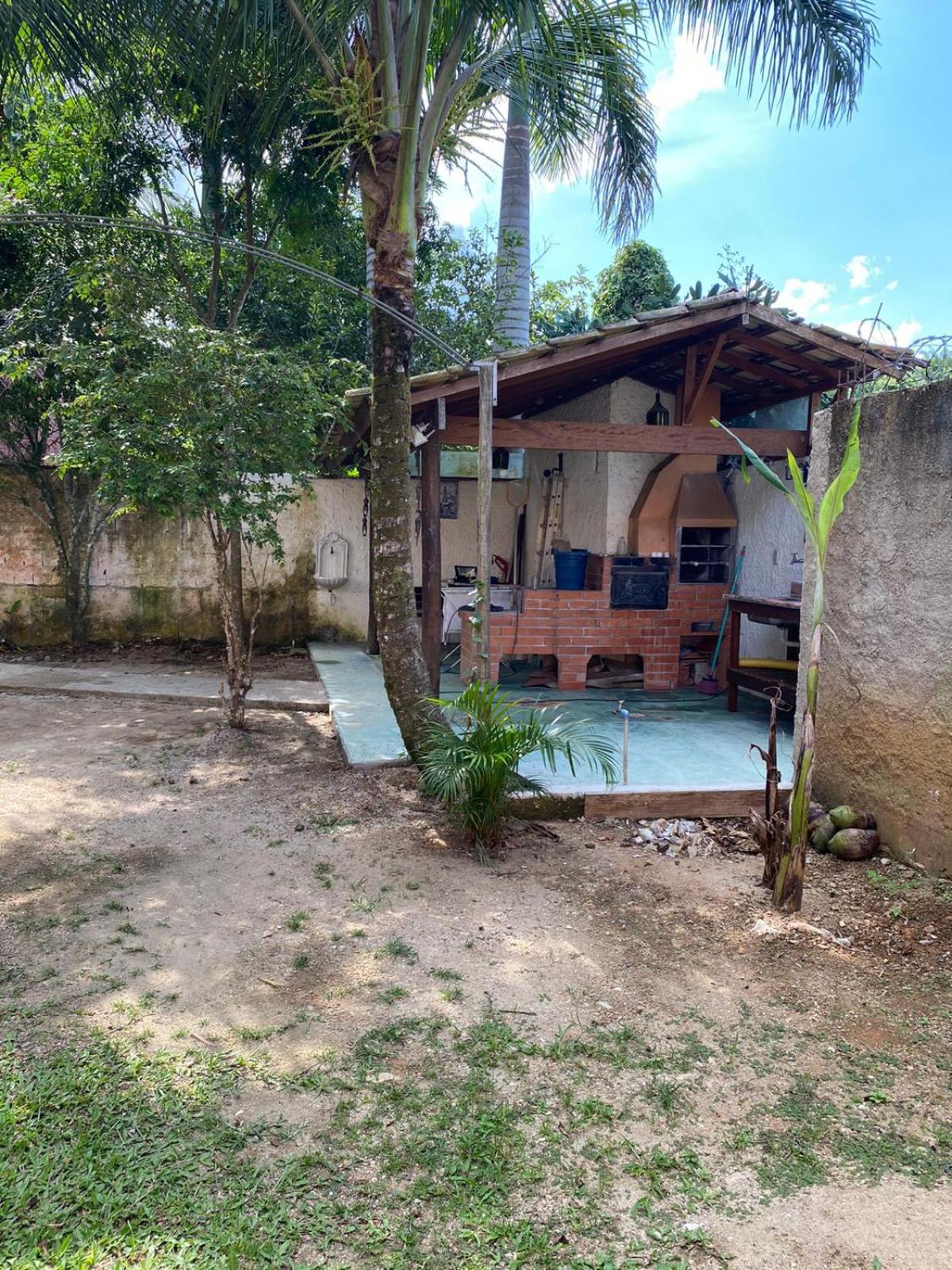Zuzu house