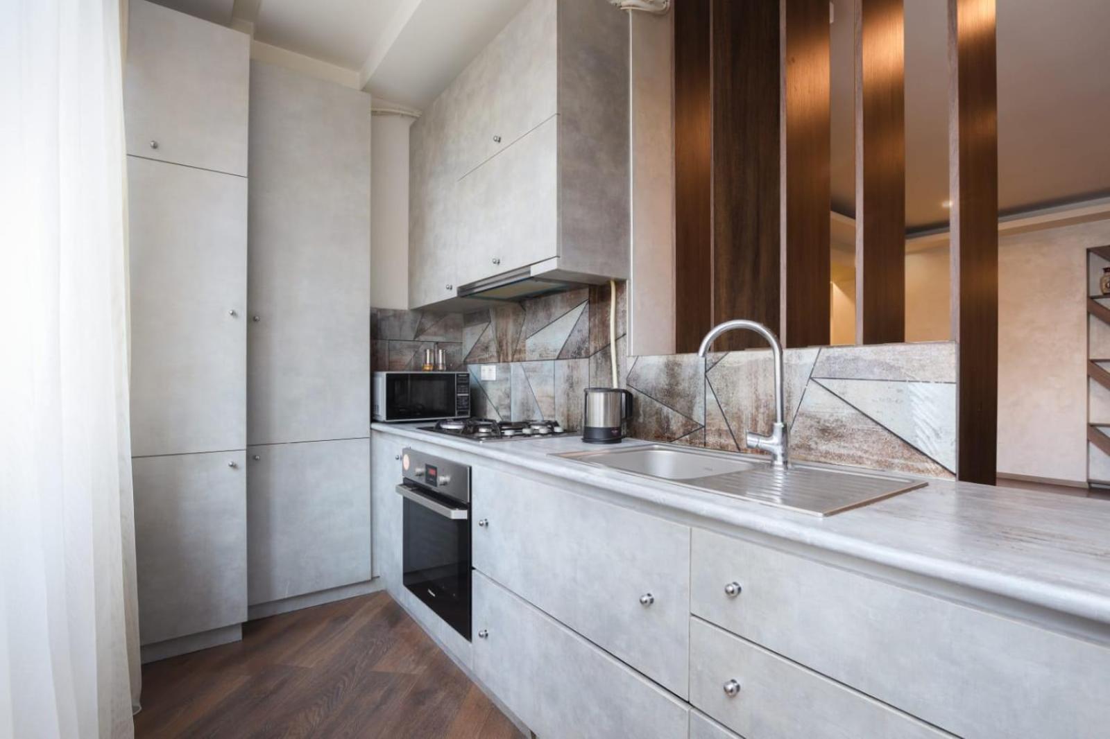 Stylish 2 Bedroom near Seasons park
