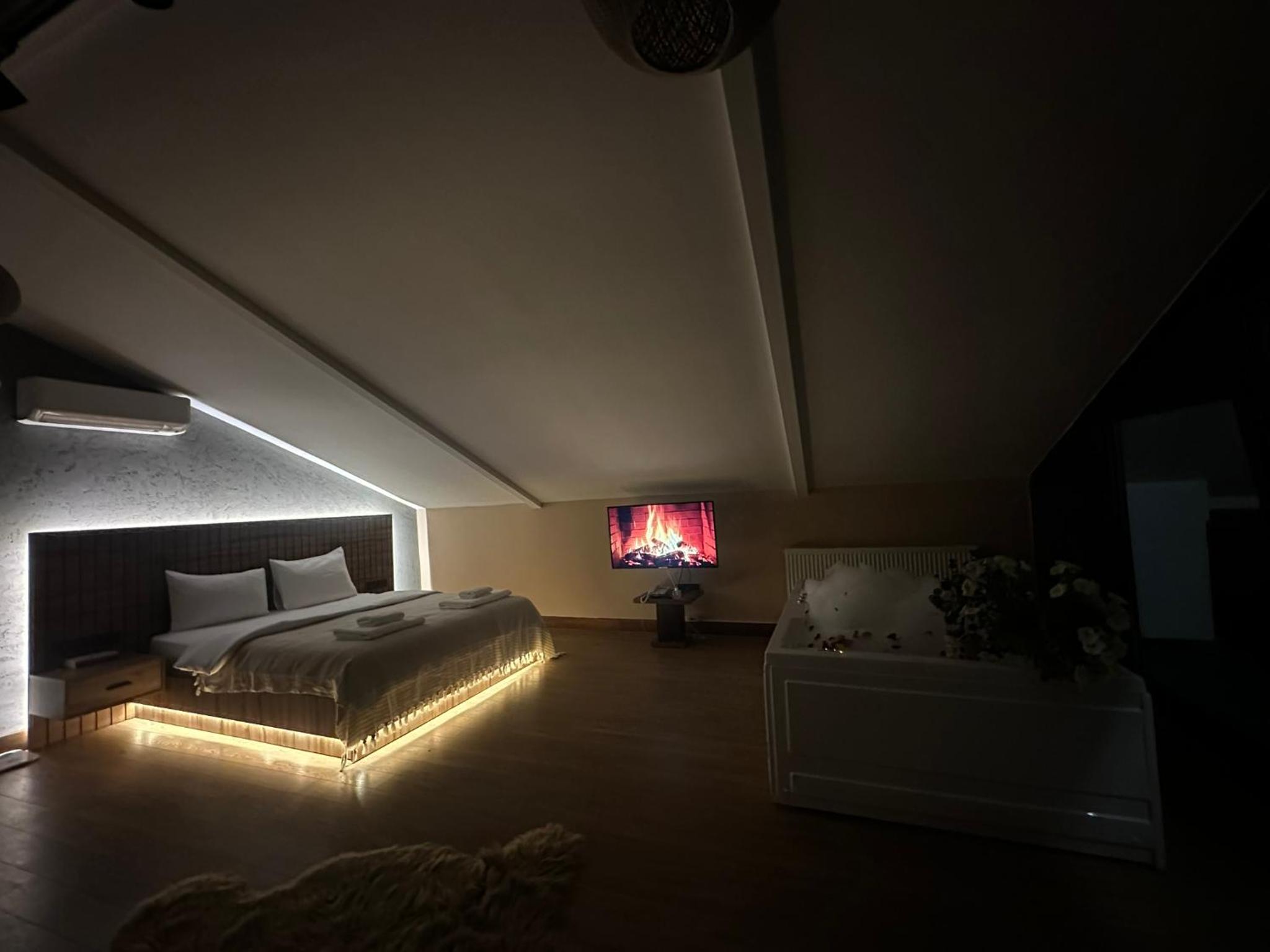 Marina LİGHTHOUSE AİRPORT HOTEL
