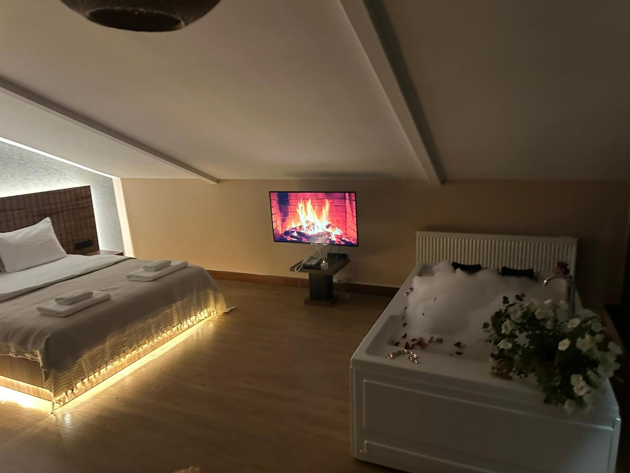 Marina LİGHTHOUSE AİRPORT HOTEL