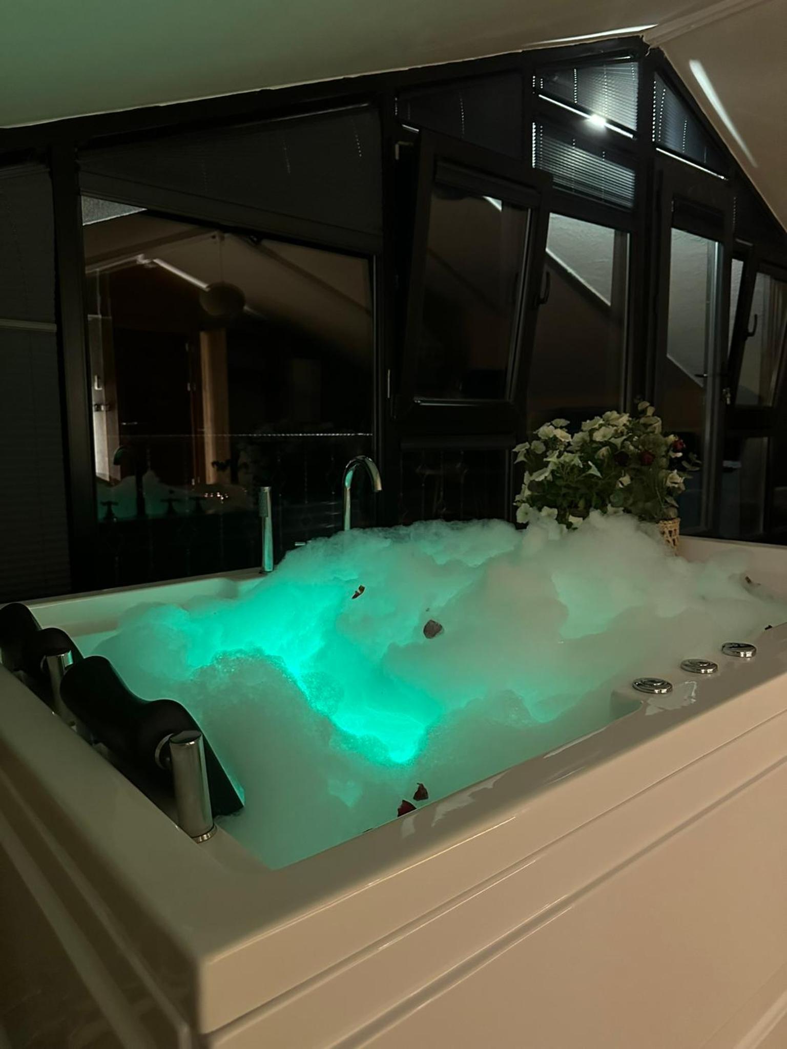 Marina LİGHTHOUSE AİRPORT HOTEL