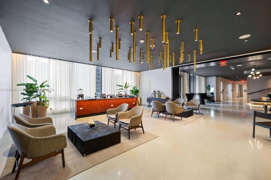 601 Residences High Floor 1BR Downtown Miami