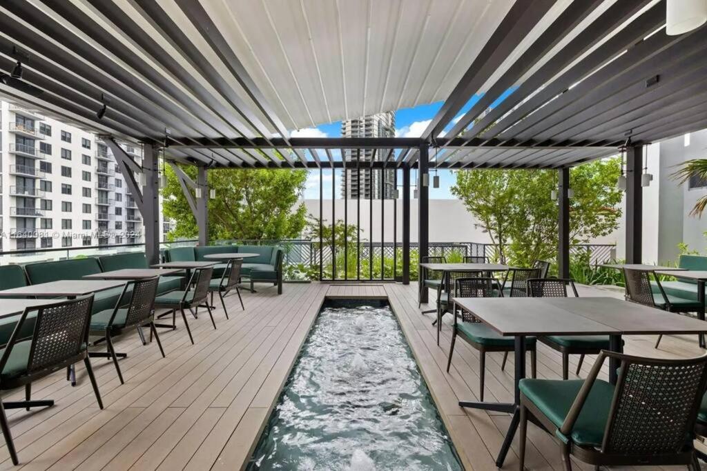 601 Residences High Floor 1BR Downtown Miami