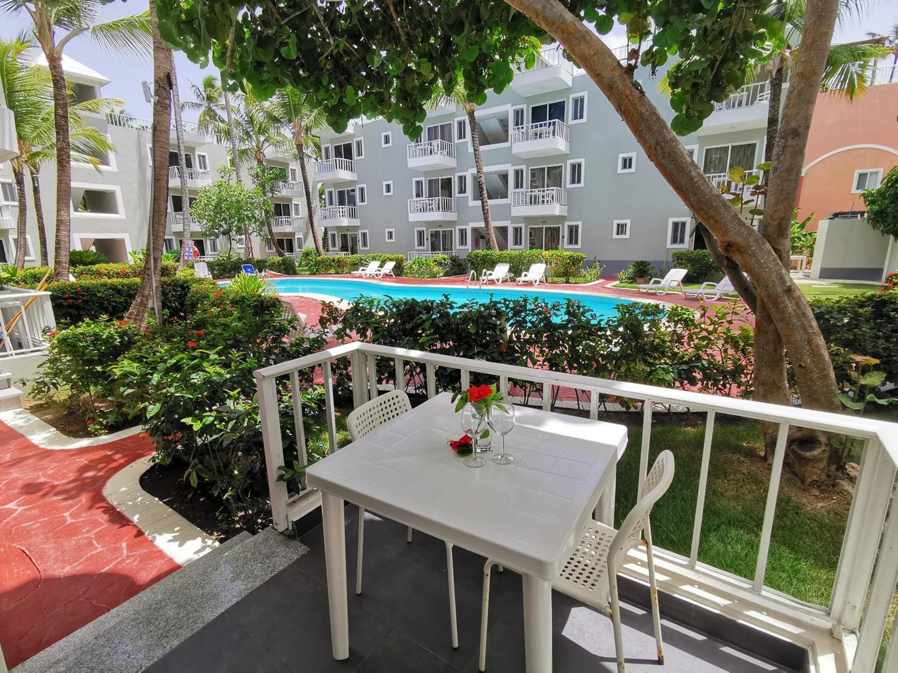 Coral STUDIOS Pool view - PLAYA LOS CORALES view 5