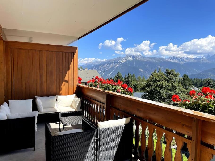 Magnifique appartement avec piscine, balcon et vue