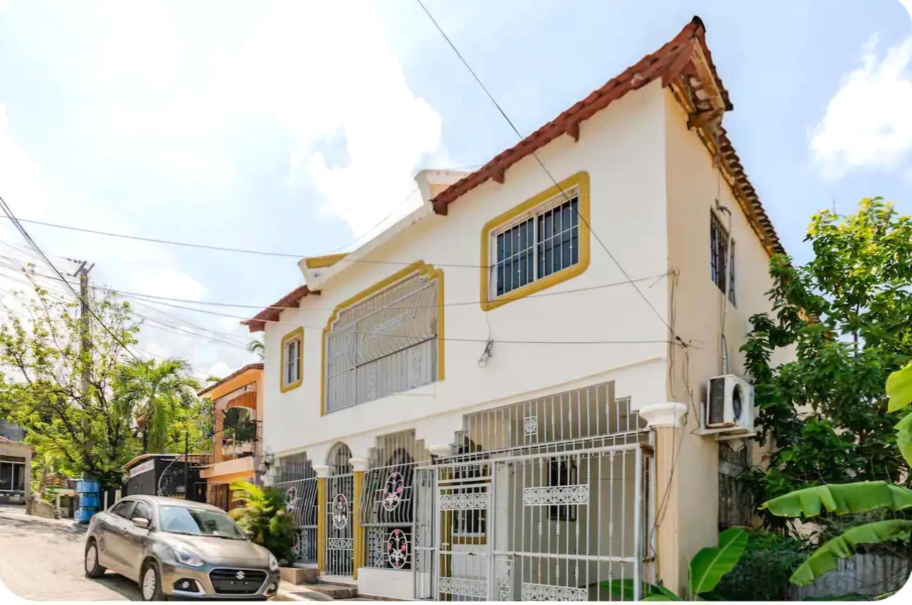 Escape to Puerto Plata, Cozy 2BR Loft in Las Mercedes, 5 Min from Beaches view 3