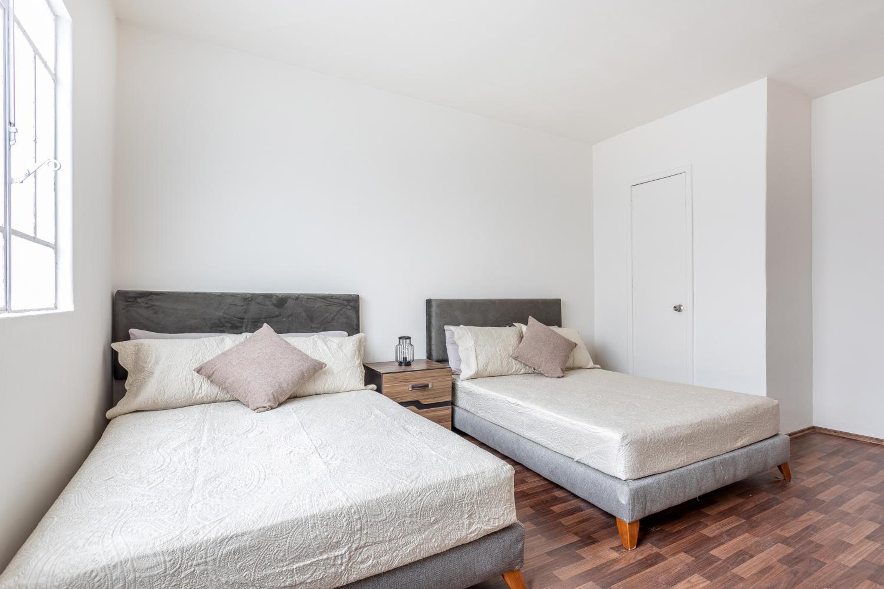 Charming 3 Bedroom Apartment in Condesa Roma photo 5