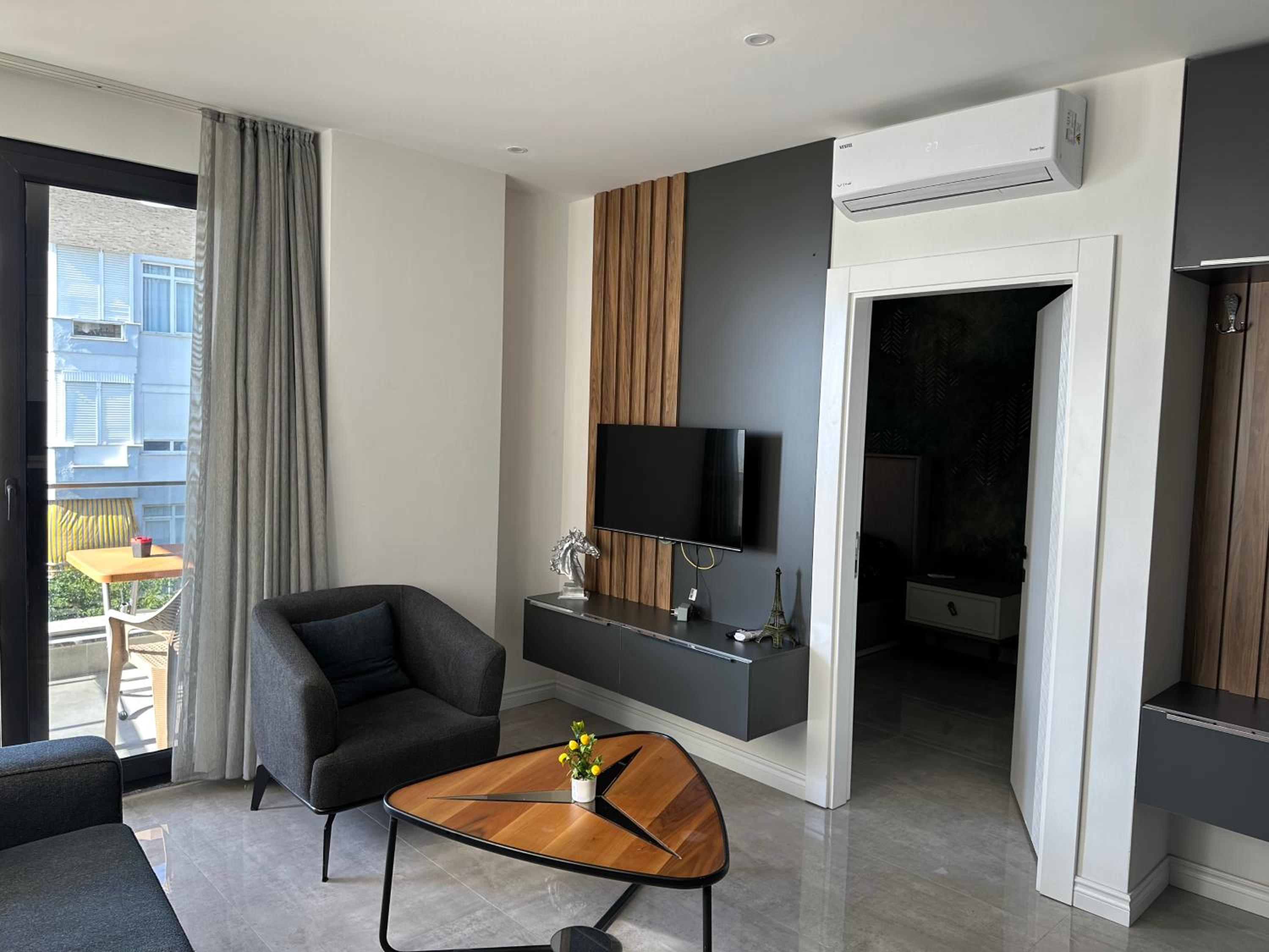 Cleopatra view