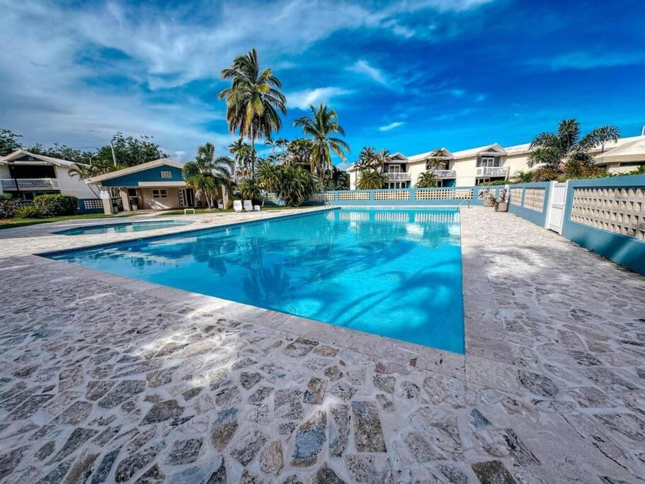 Casa Arroyo Oceanfront Apt in CampoMar Resort view 5