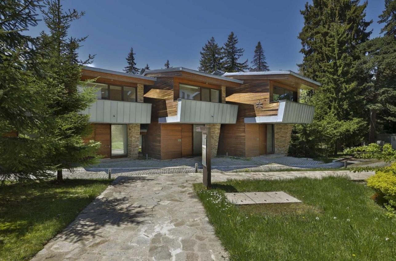 The Cozy Chalet