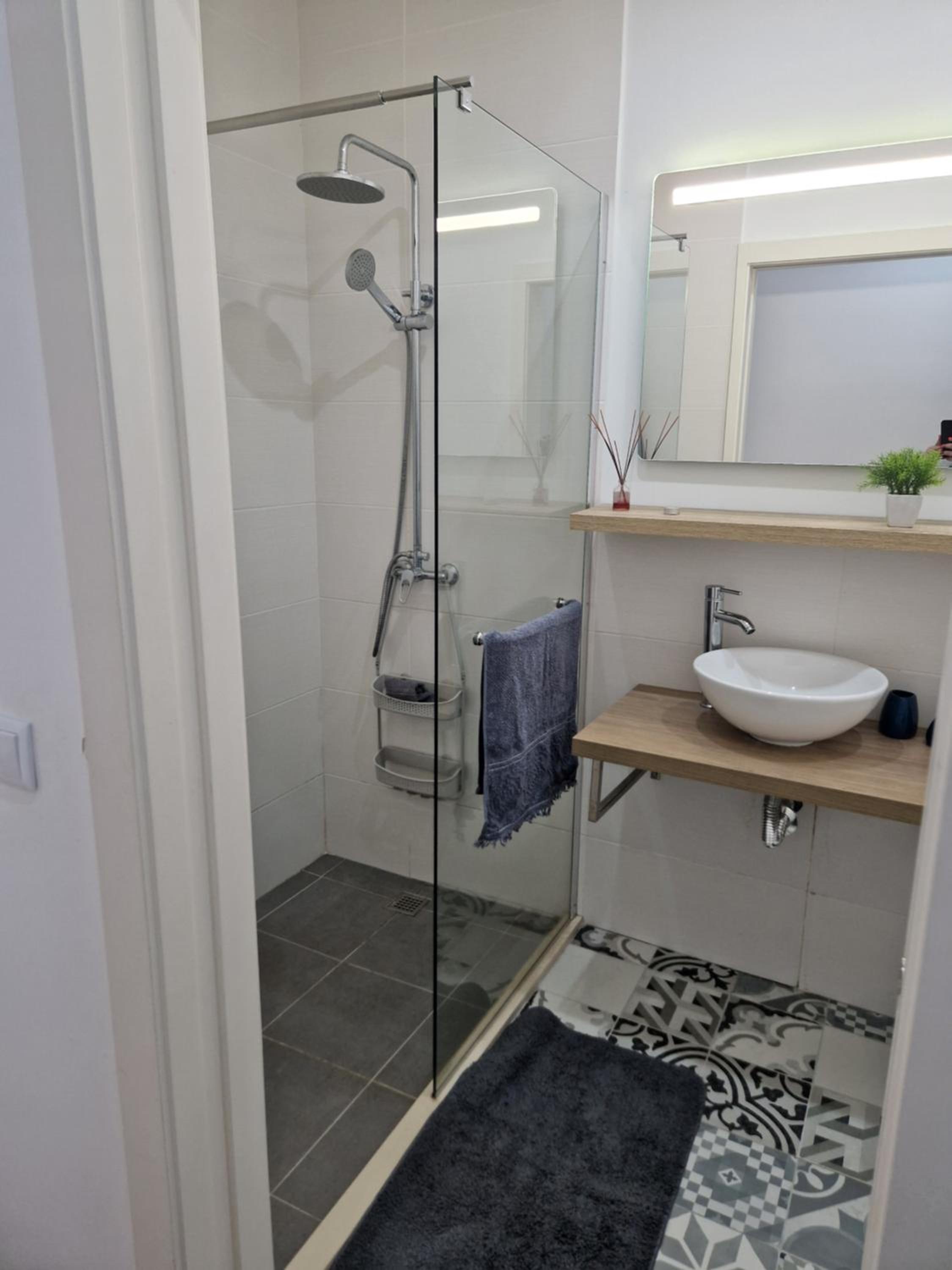 Elegant Terraced Home with FREE Private Parking view 4