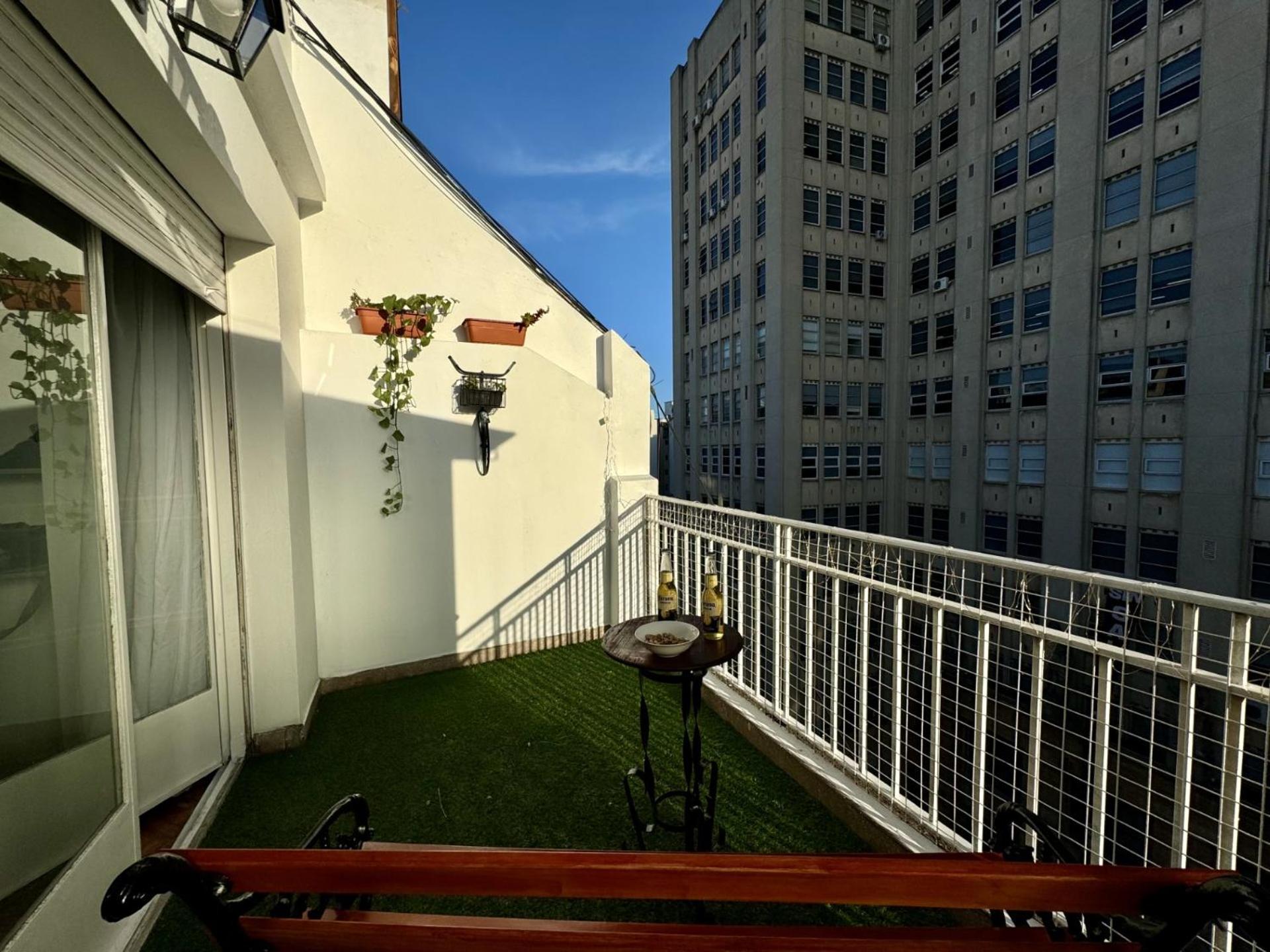 Departamento Luminoso con Terraza a Facultades - Dolar Oficial