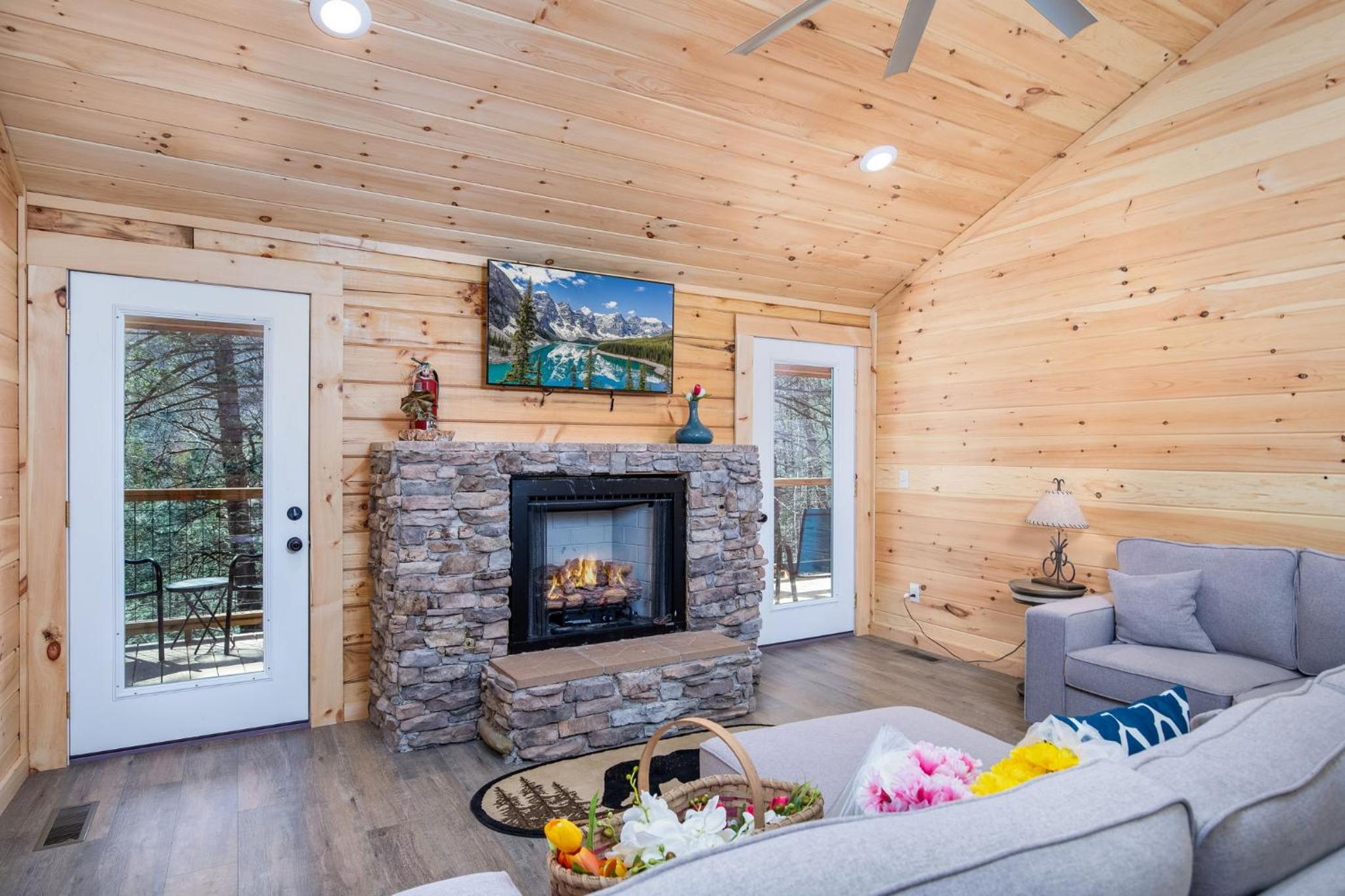 211 Misty Mountain Getaway