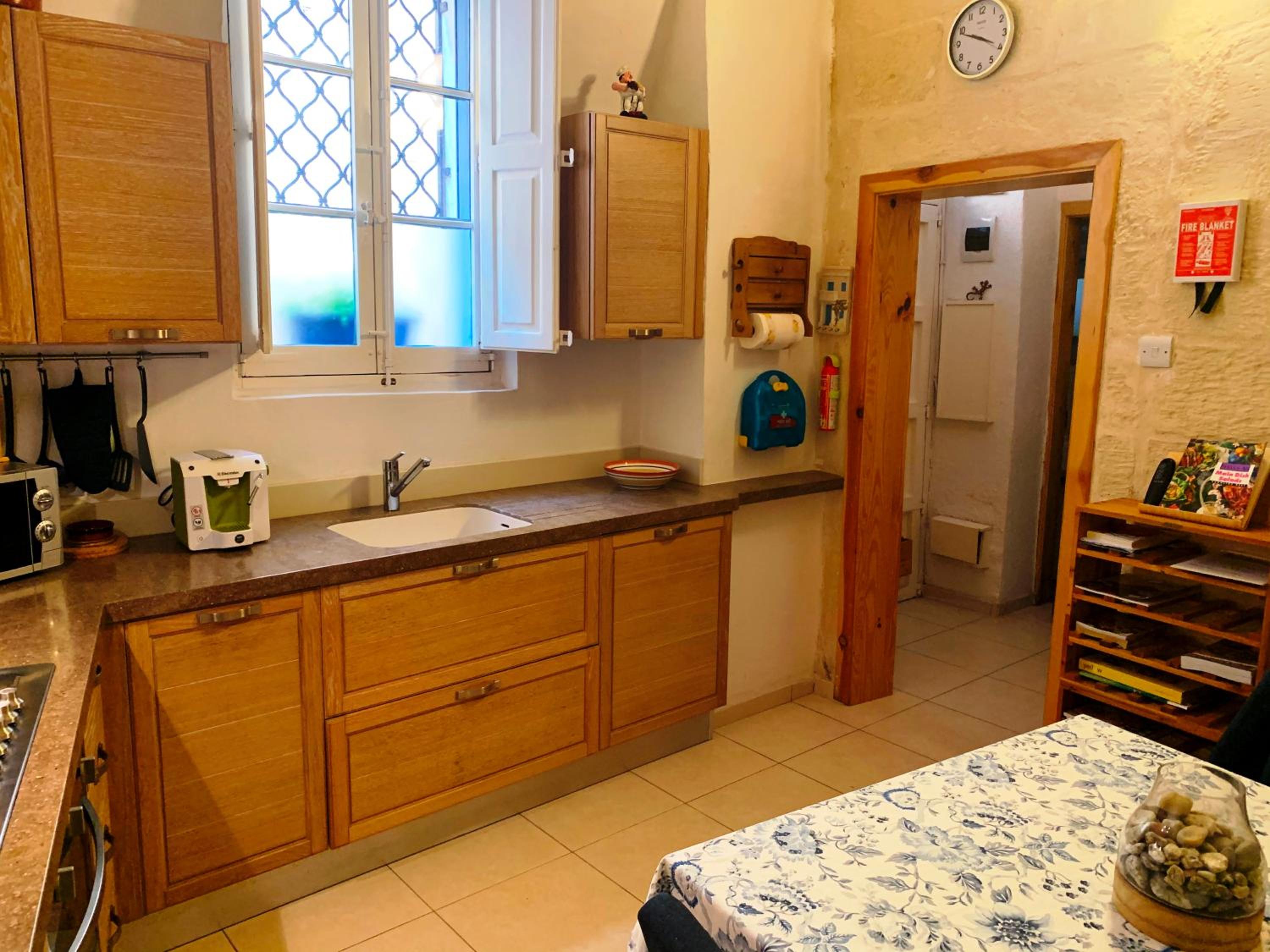 Traditional Maltese Townhouse very close to Mdina