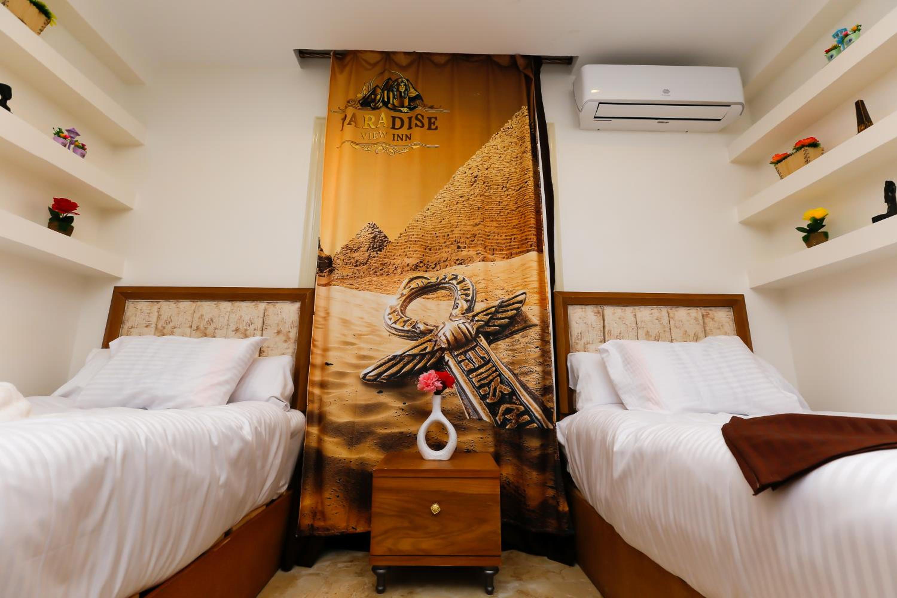 Paradise Pyramids View Inn Hotel
