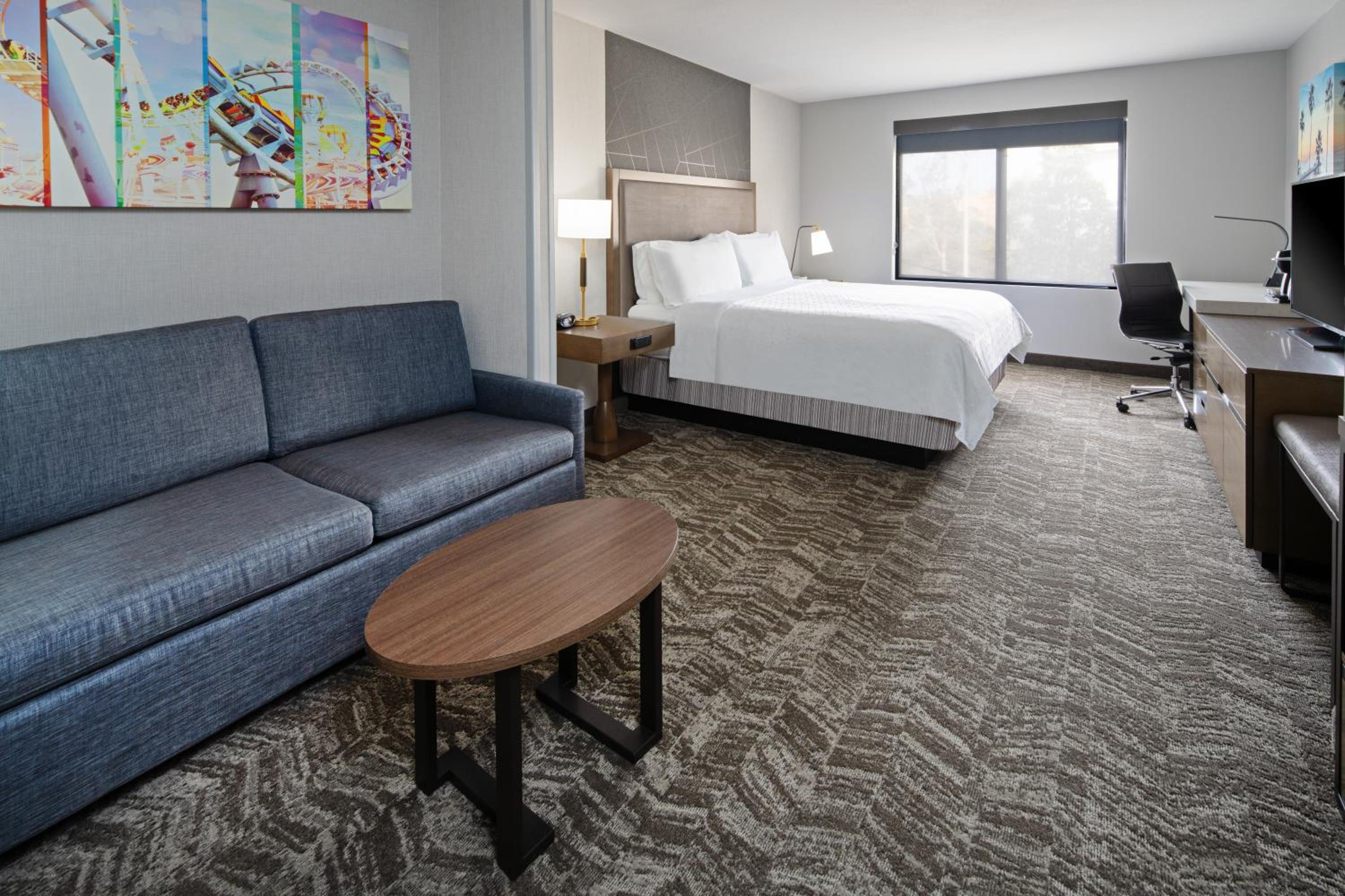 Best Western Valencia/Six Flags Inn  Suites - Property Image 3