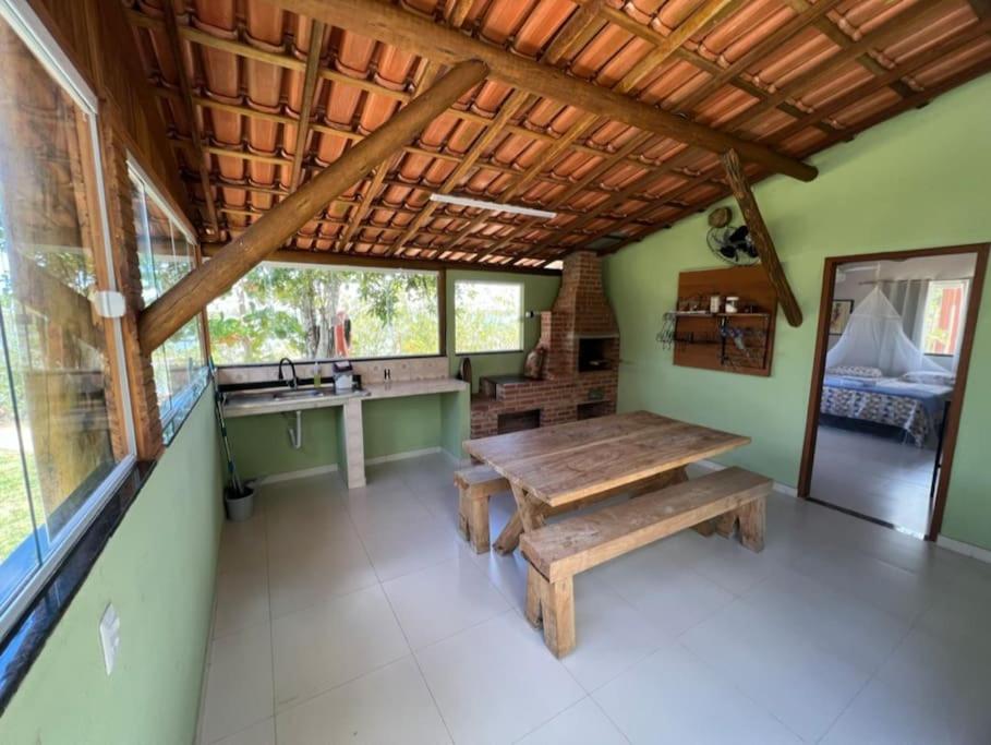 Studio Salmão, beira da água, área Gourmet - Mar Doce!