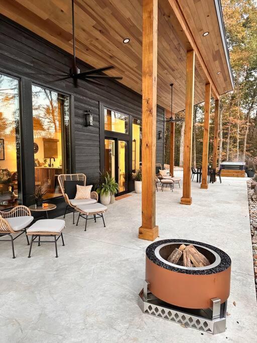 Coral Ridge on Indian Creek-A Couples Getaway