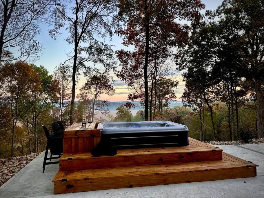 Coral Ridge on Indian Creek-A Couples Getaway