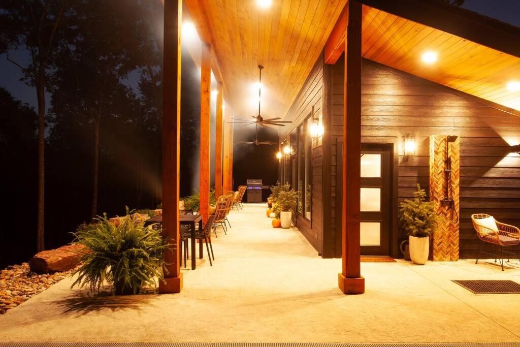 Coral Ridge on Indian Creek-A Couples Getaway