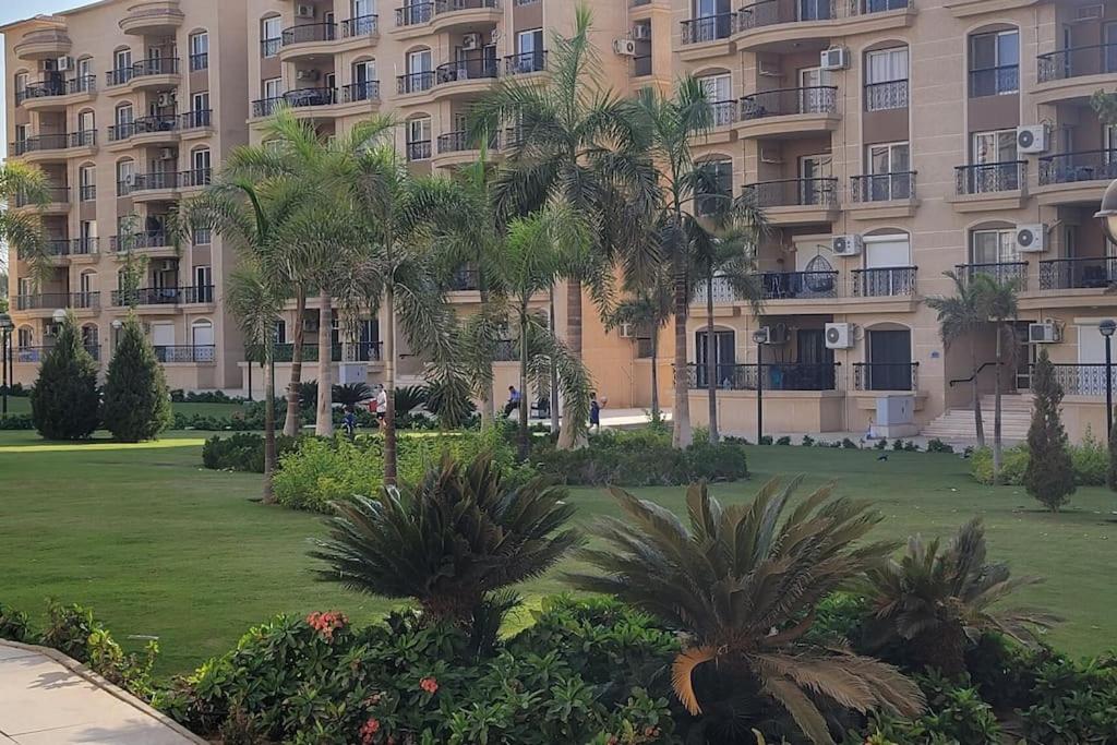 Rehab Fancy Apartment With Garden View - New Cairo