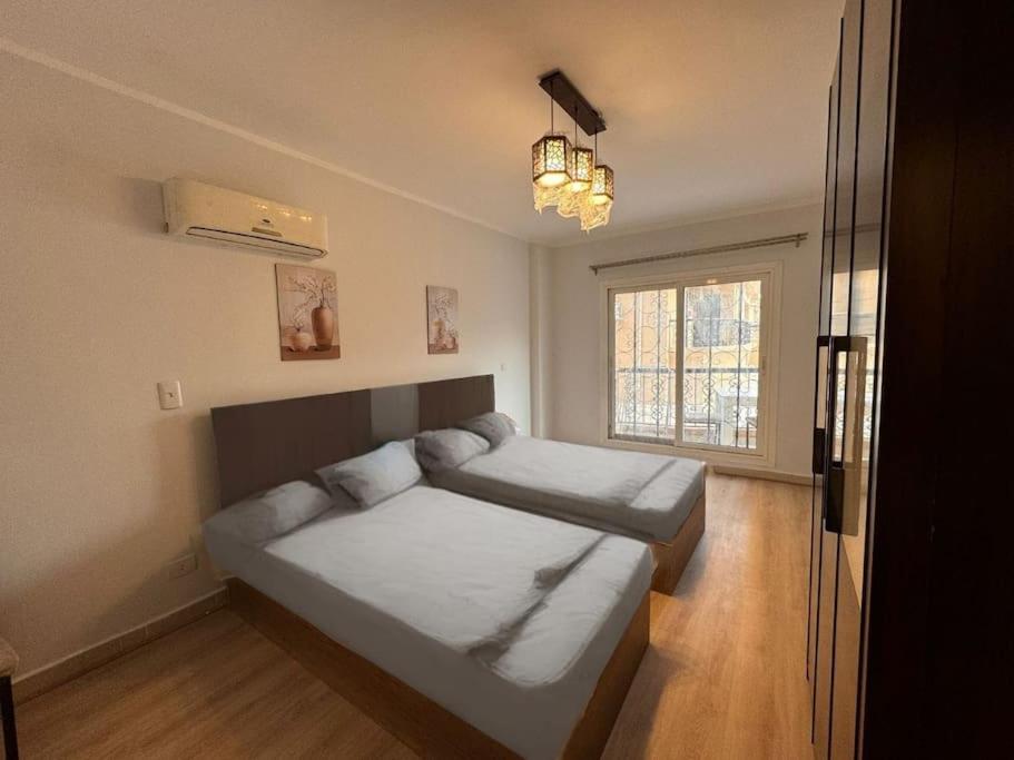 Rehab Fancy Apartment With Garden View - New Cairo