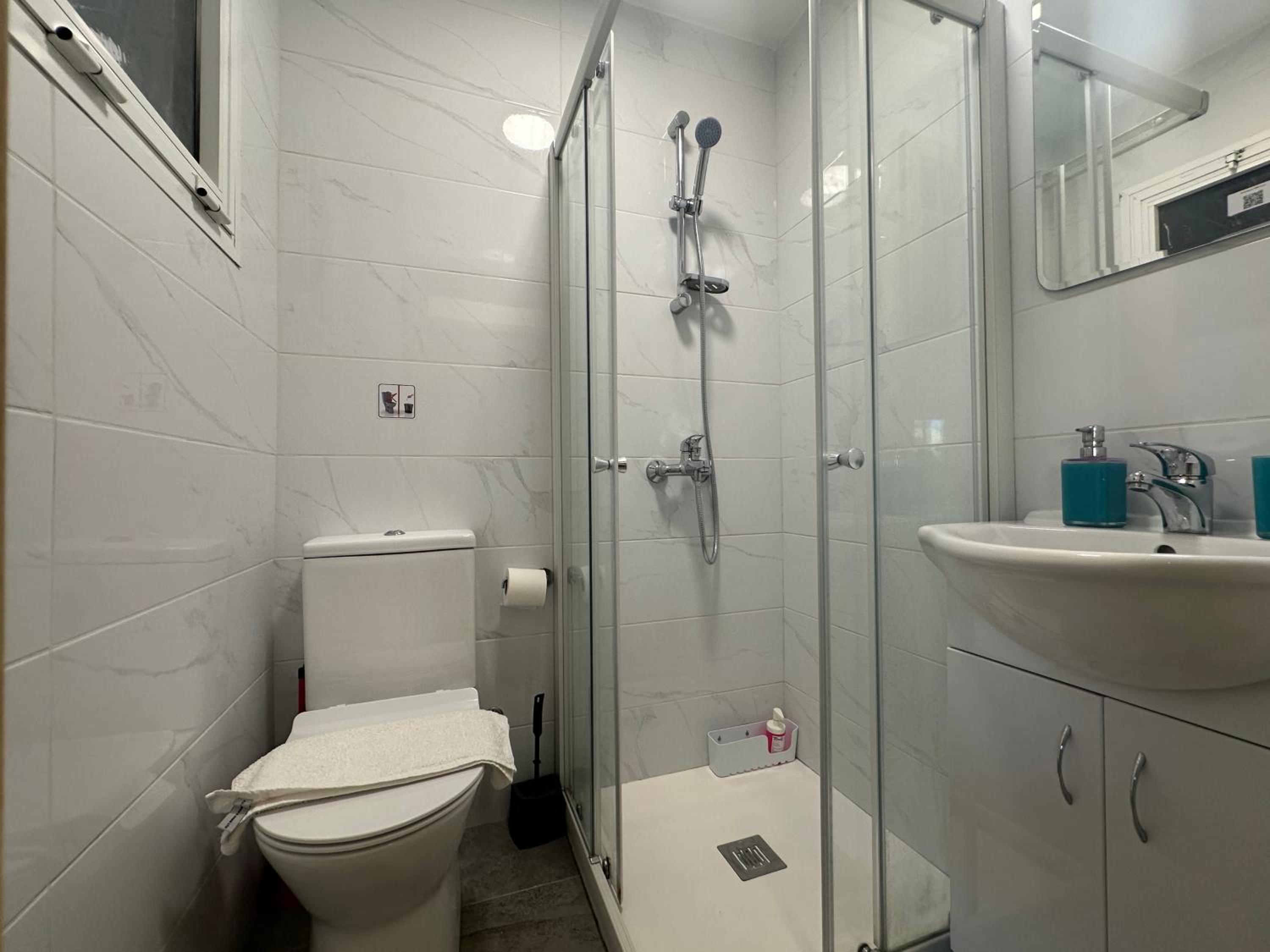 Appartments 750m from beach, tourist area