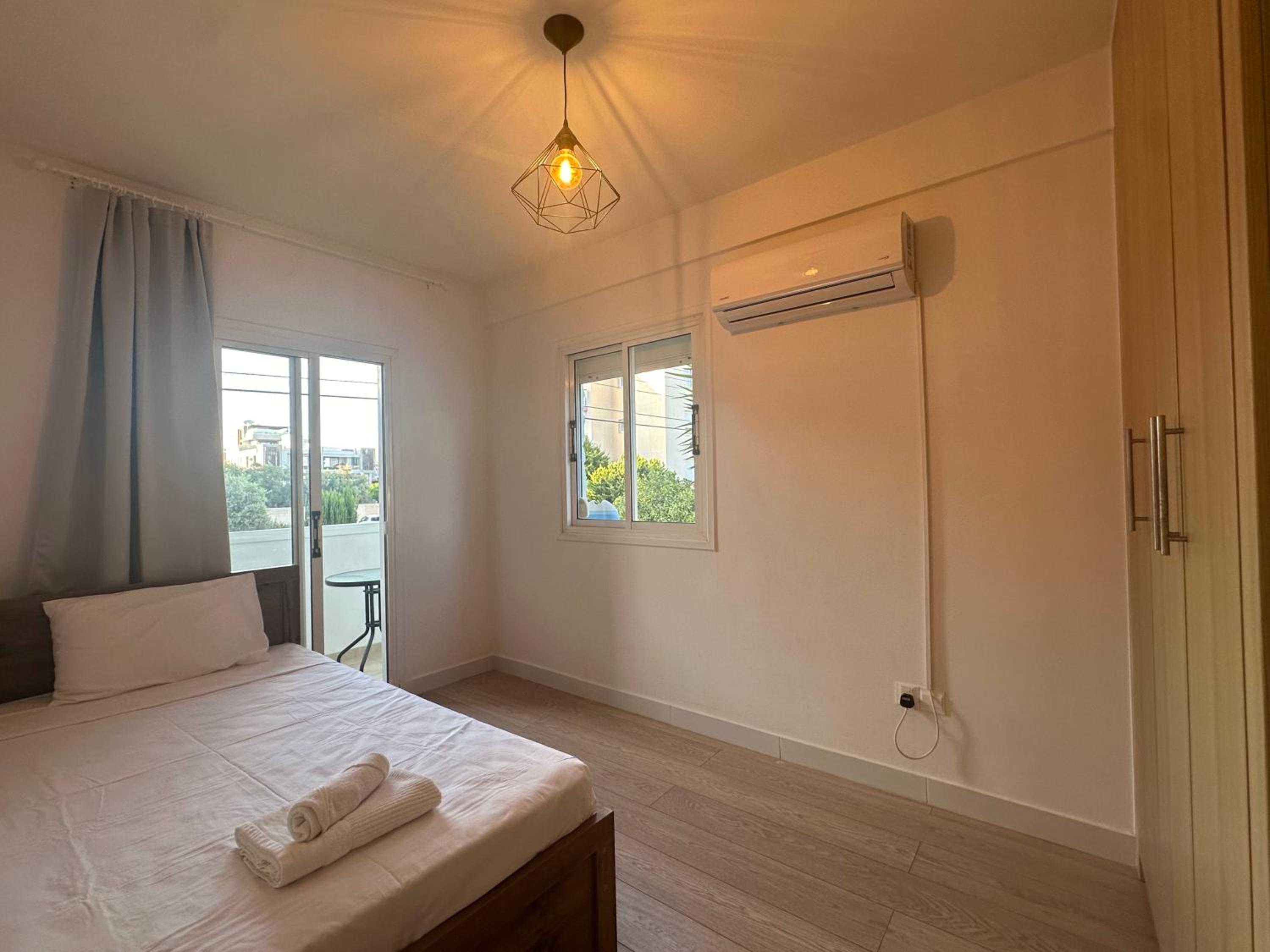 Appartments 750m from beach, tourist area