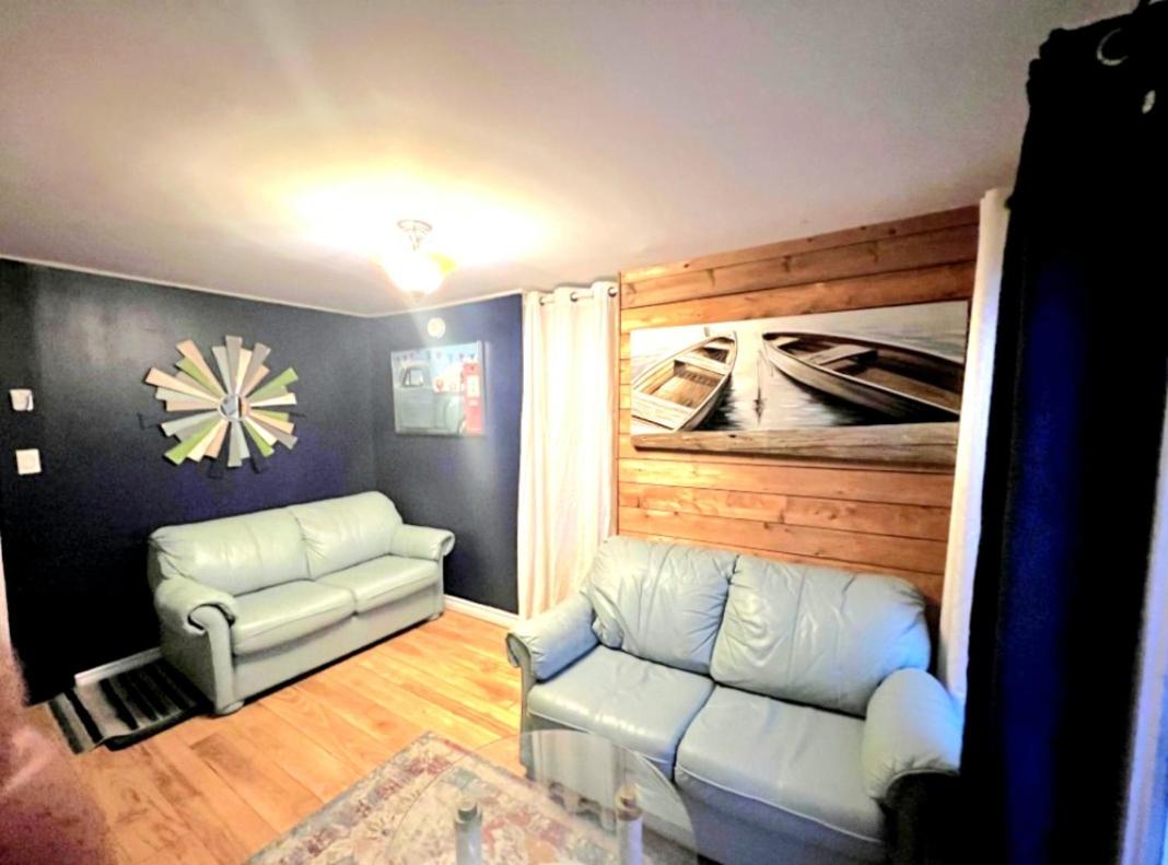 The Napanee Riverfront Place Inn