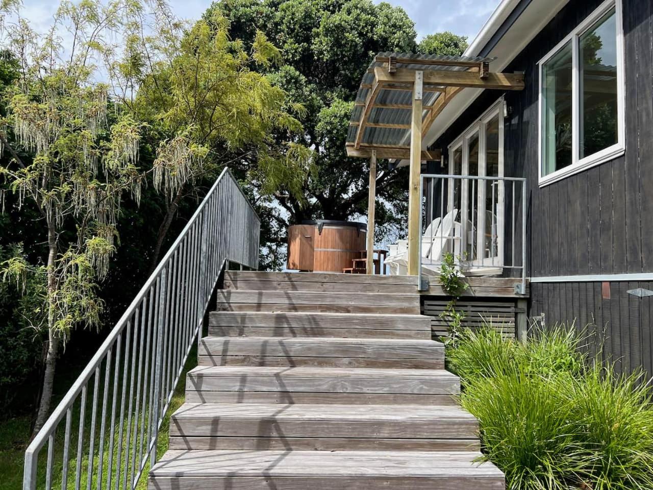 THE SANCTUARY - Coast & Country view 5