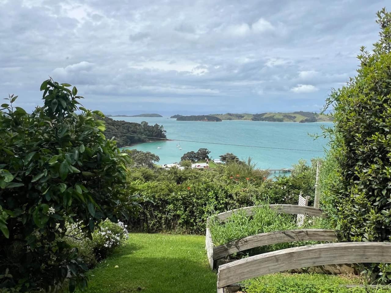 THE SANCTUARY - Coast & Country view 3
