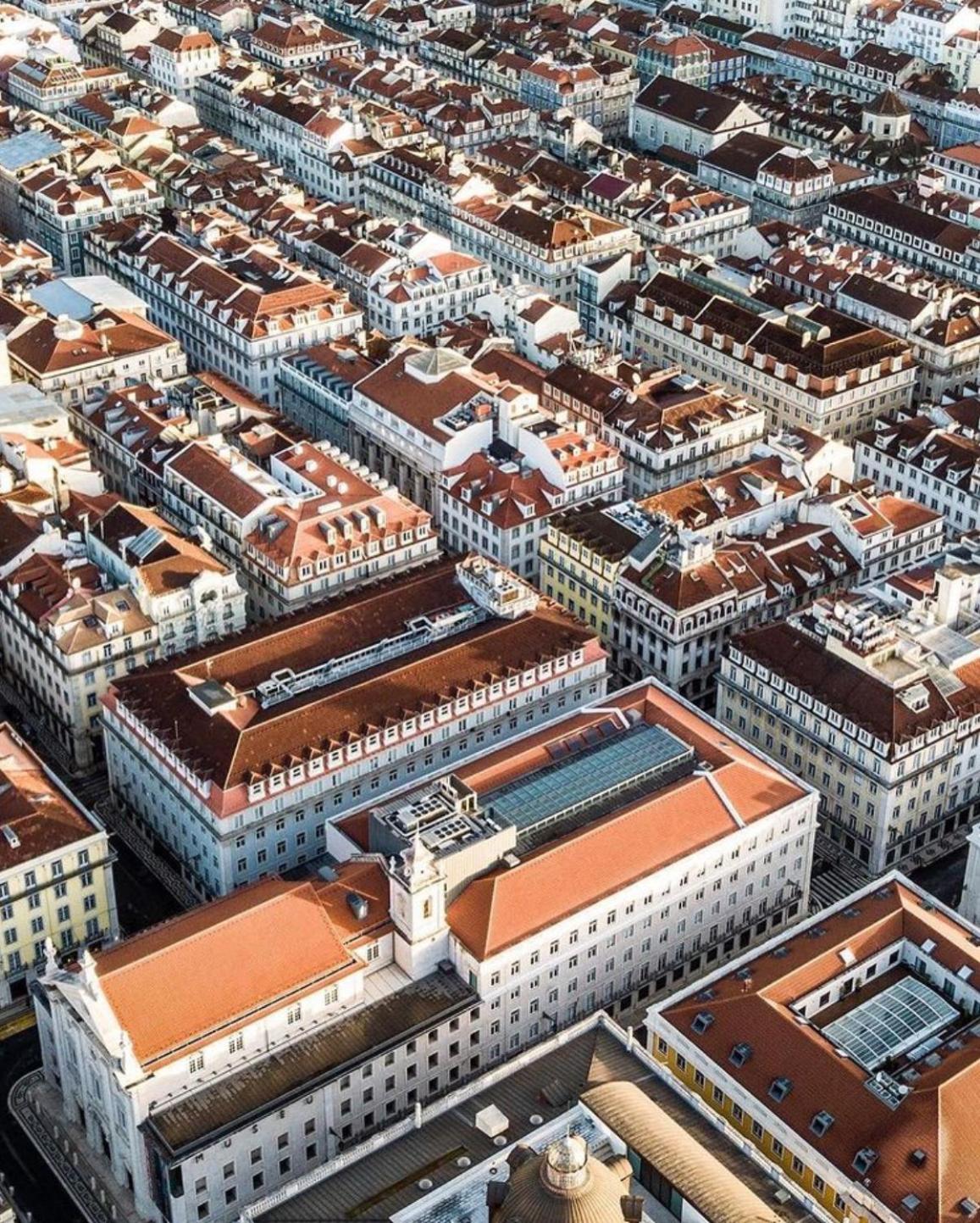 Stunning Luxury Apartment in Chiado 1BR