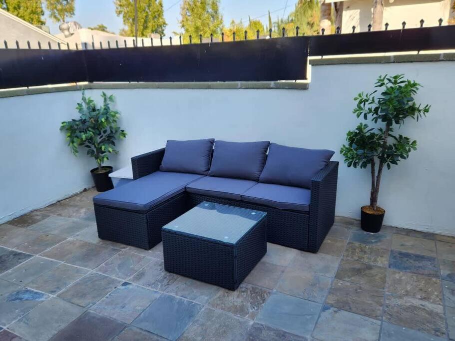 Spacious 1 Bed ADU in Encino, Home Away from Home