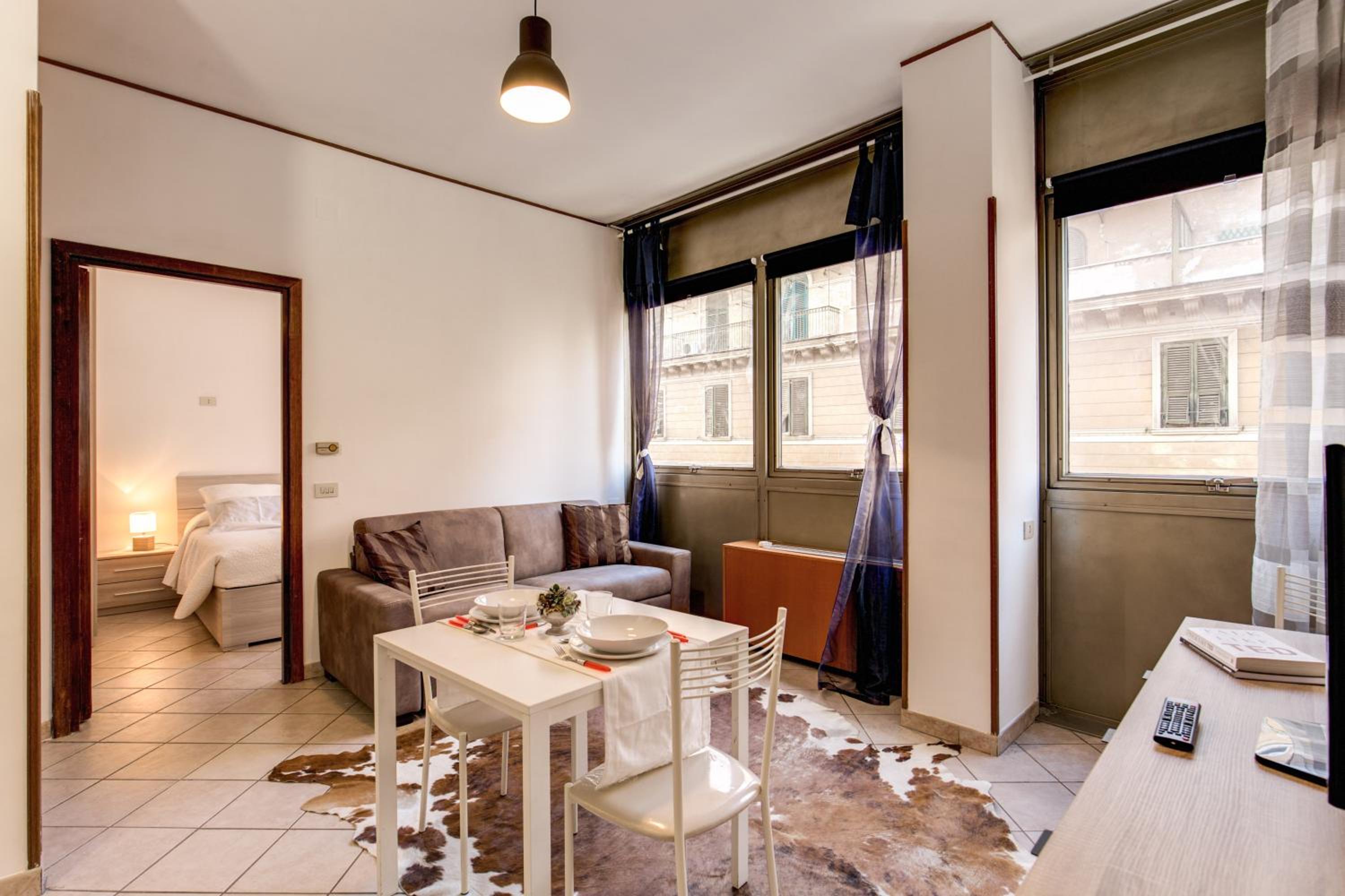 M&L Apartments - Ardesia Colosseo