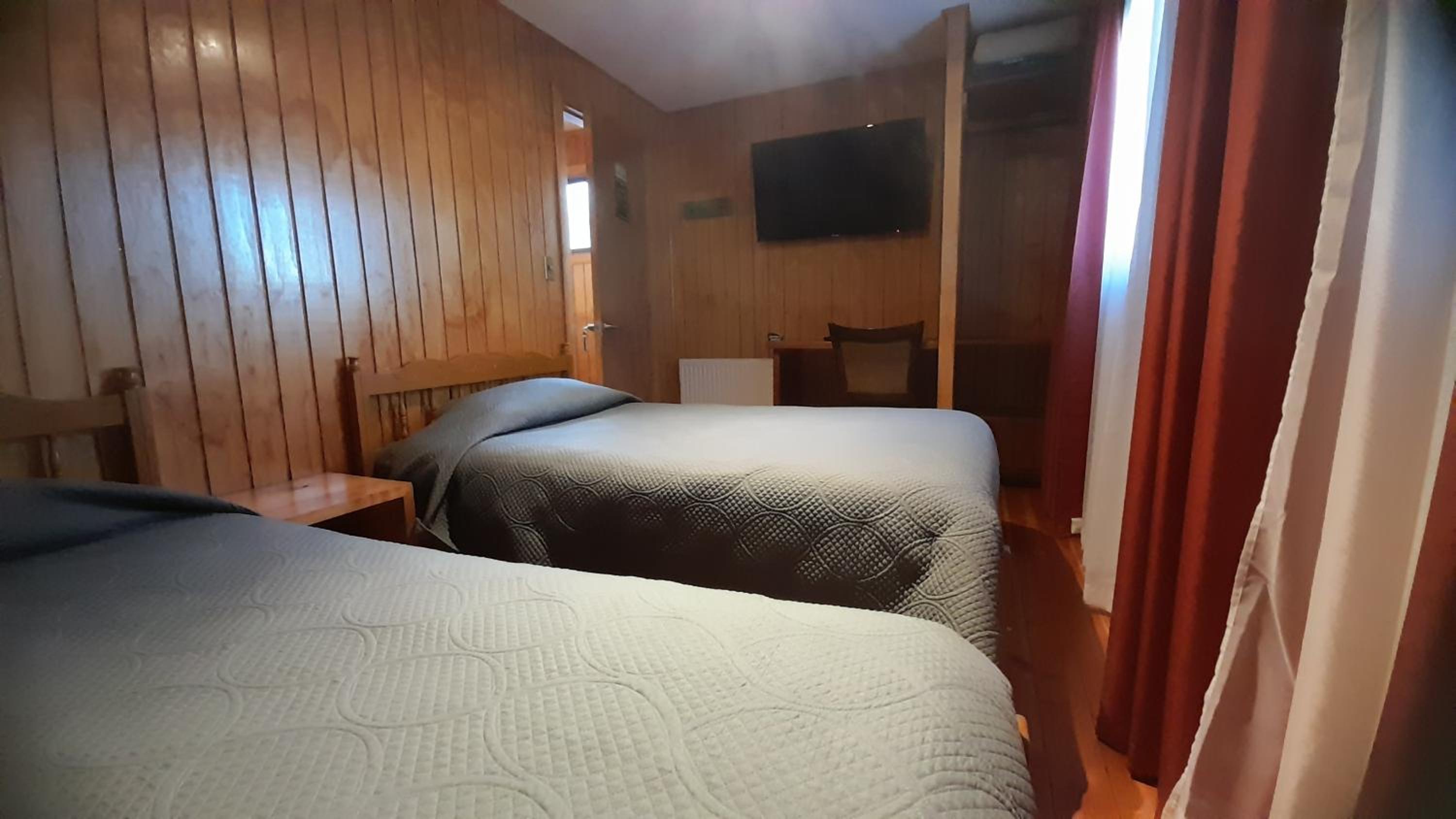 Cafe & Hostal Acurruka