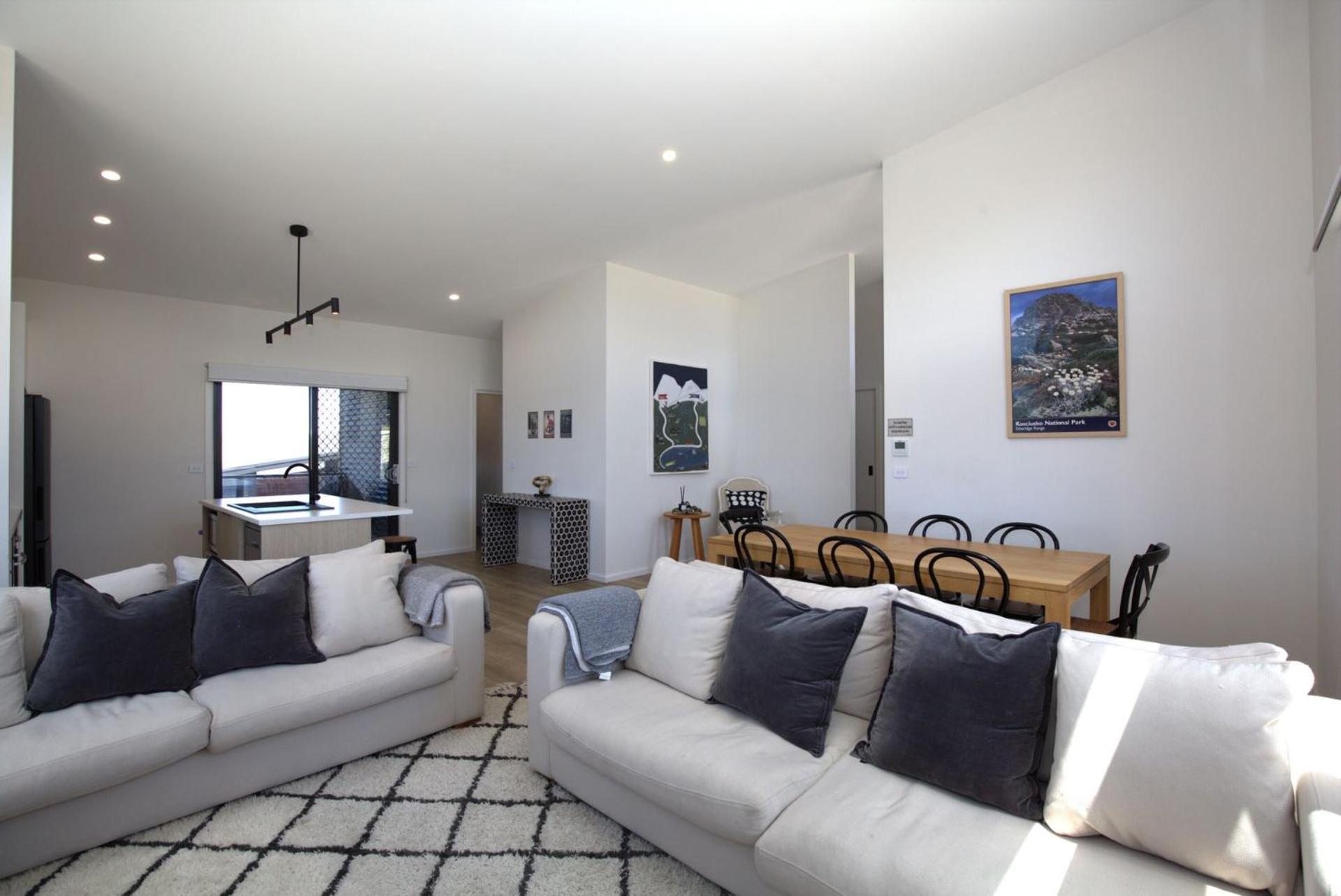 15A Jagungal Close