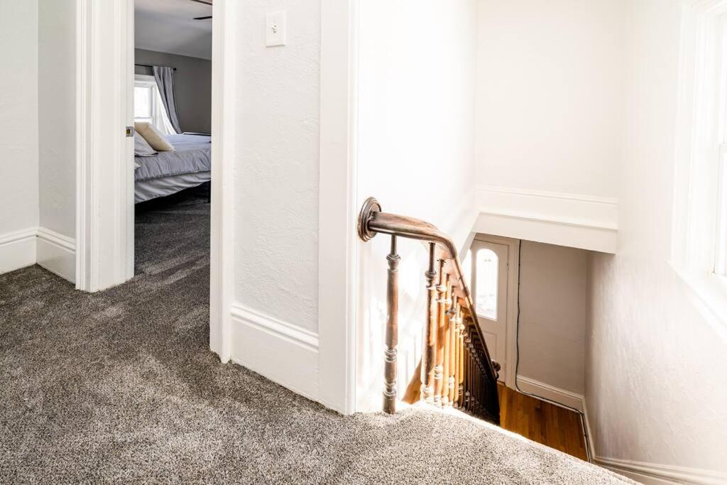 Elm St Retreat - 3 Min walk to Downtown Three Oaks view 2