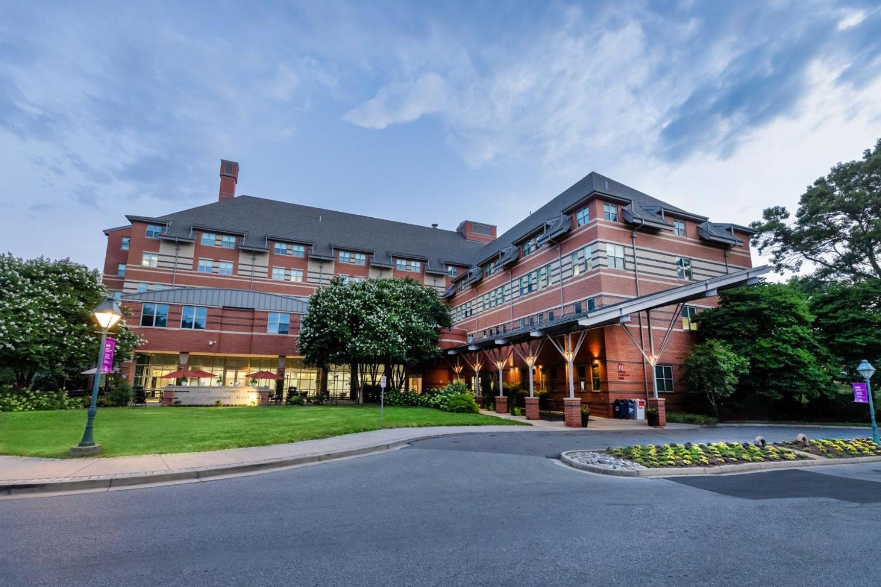 Kellogg Conference Hotel Capitol Hill at Gallaudet University