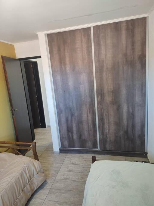 Casa en las sierras de Córdoba con Deck , Parrilla y estacionamiento
