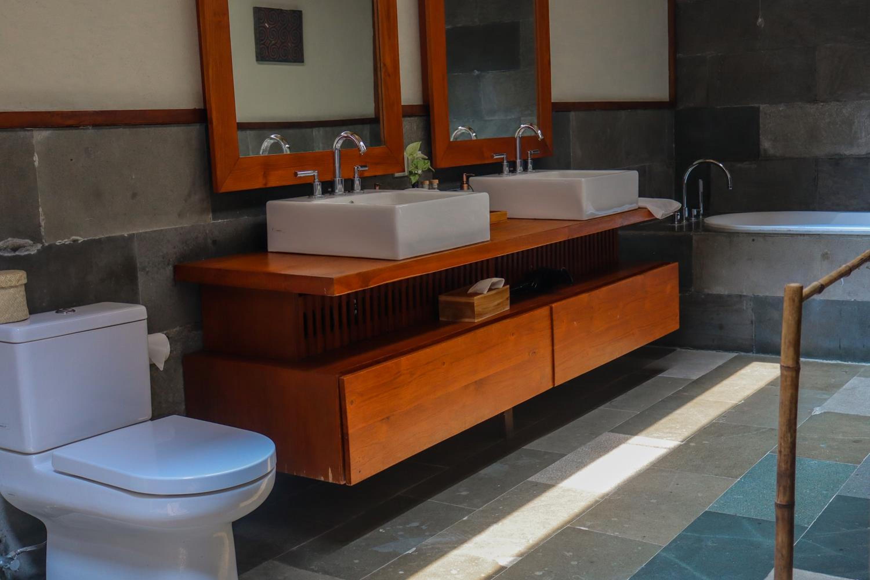 Luwak Ubud Villa & Jungle Suite