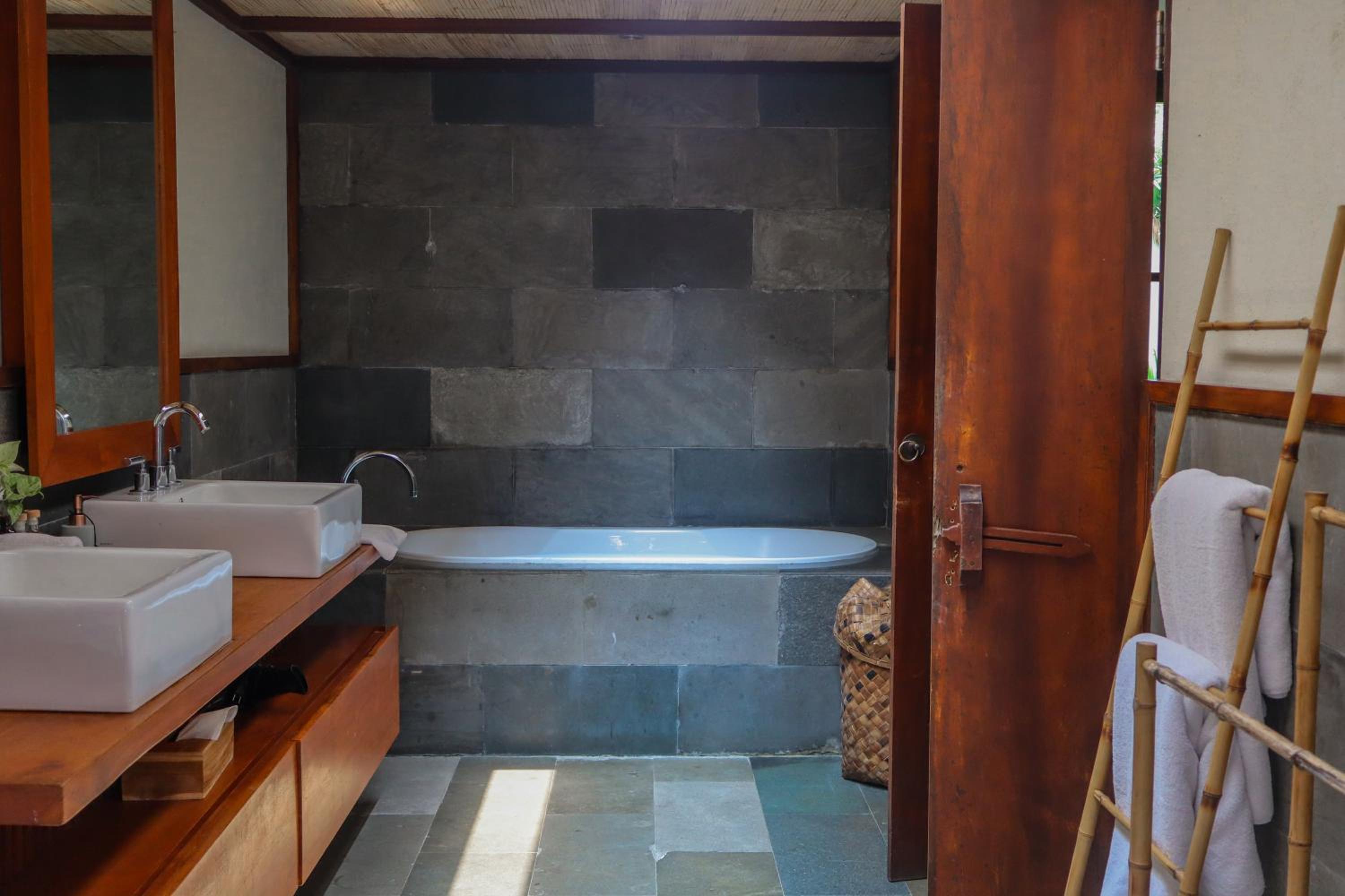 Luwak Ubud Villa & Jungle Suite