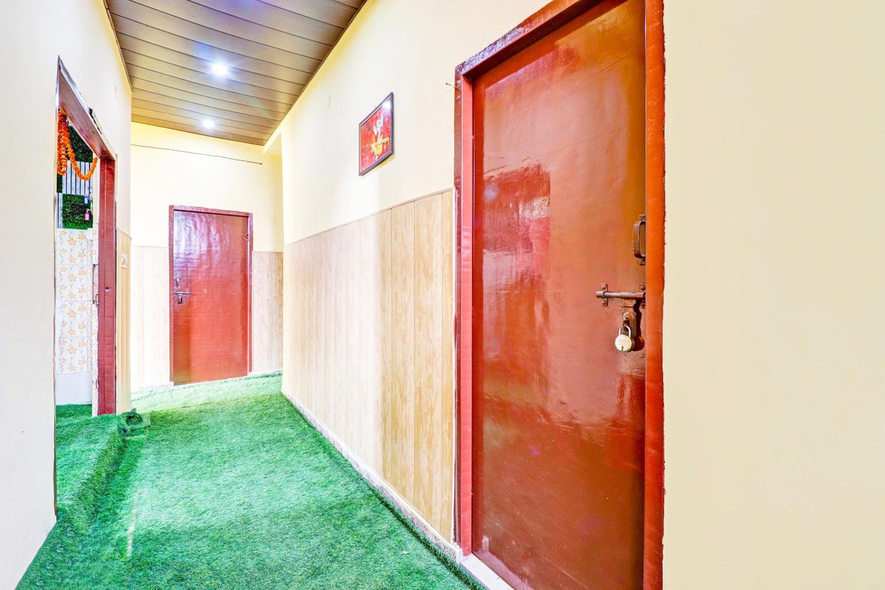 SPOT ON Hotel Kripa