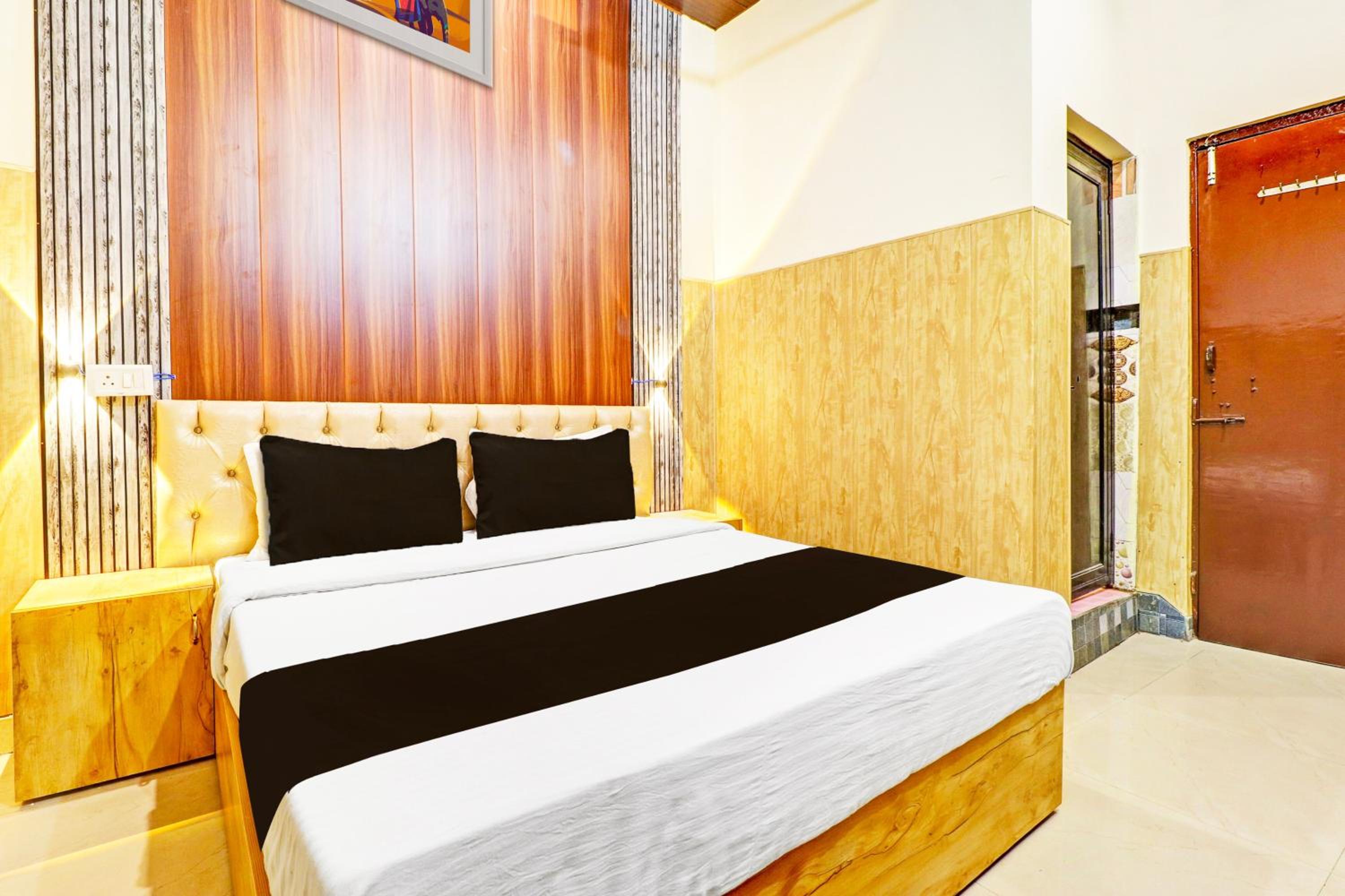 SPOT ON Hotel Kripa