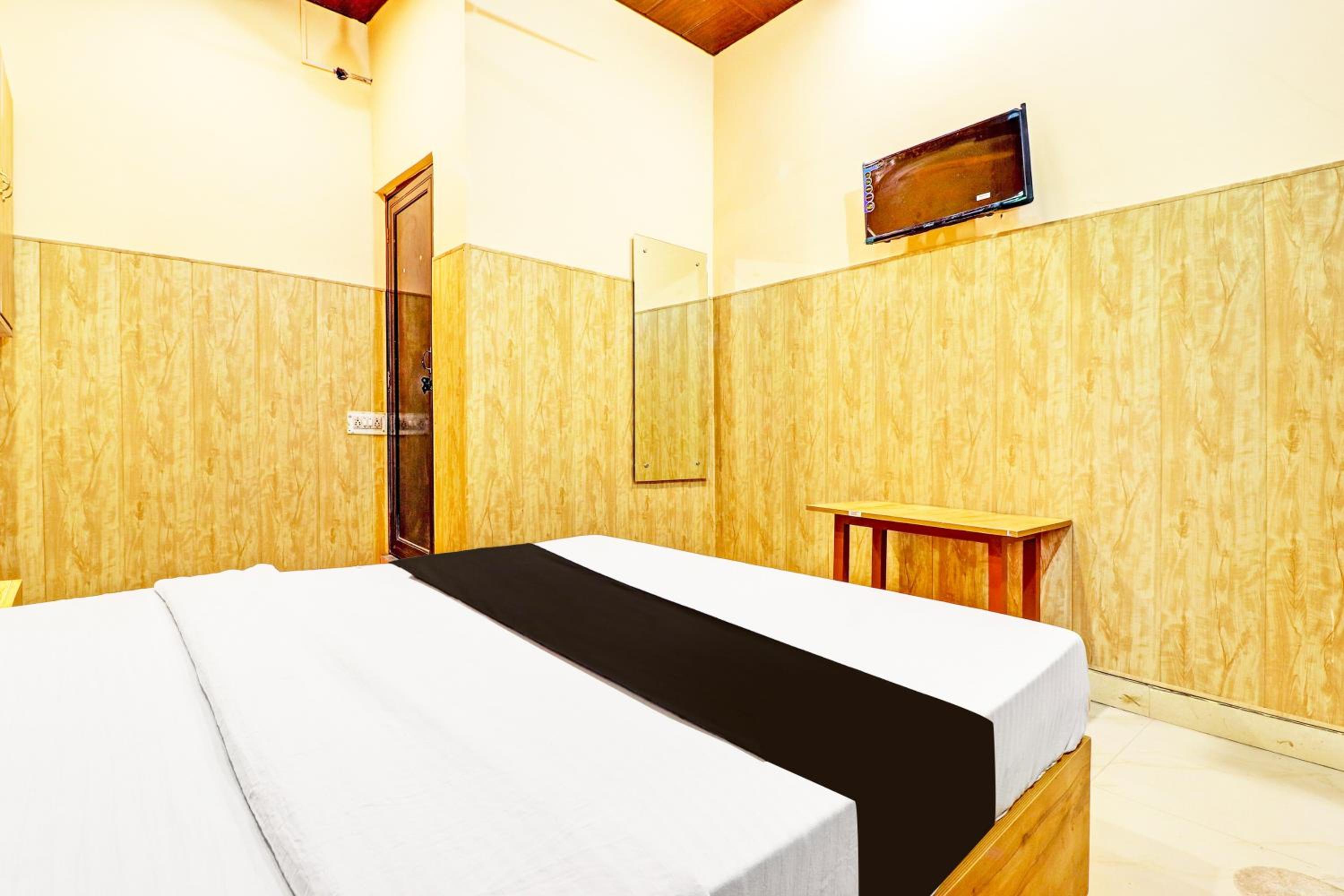 SPOT ON Hotel Kripa