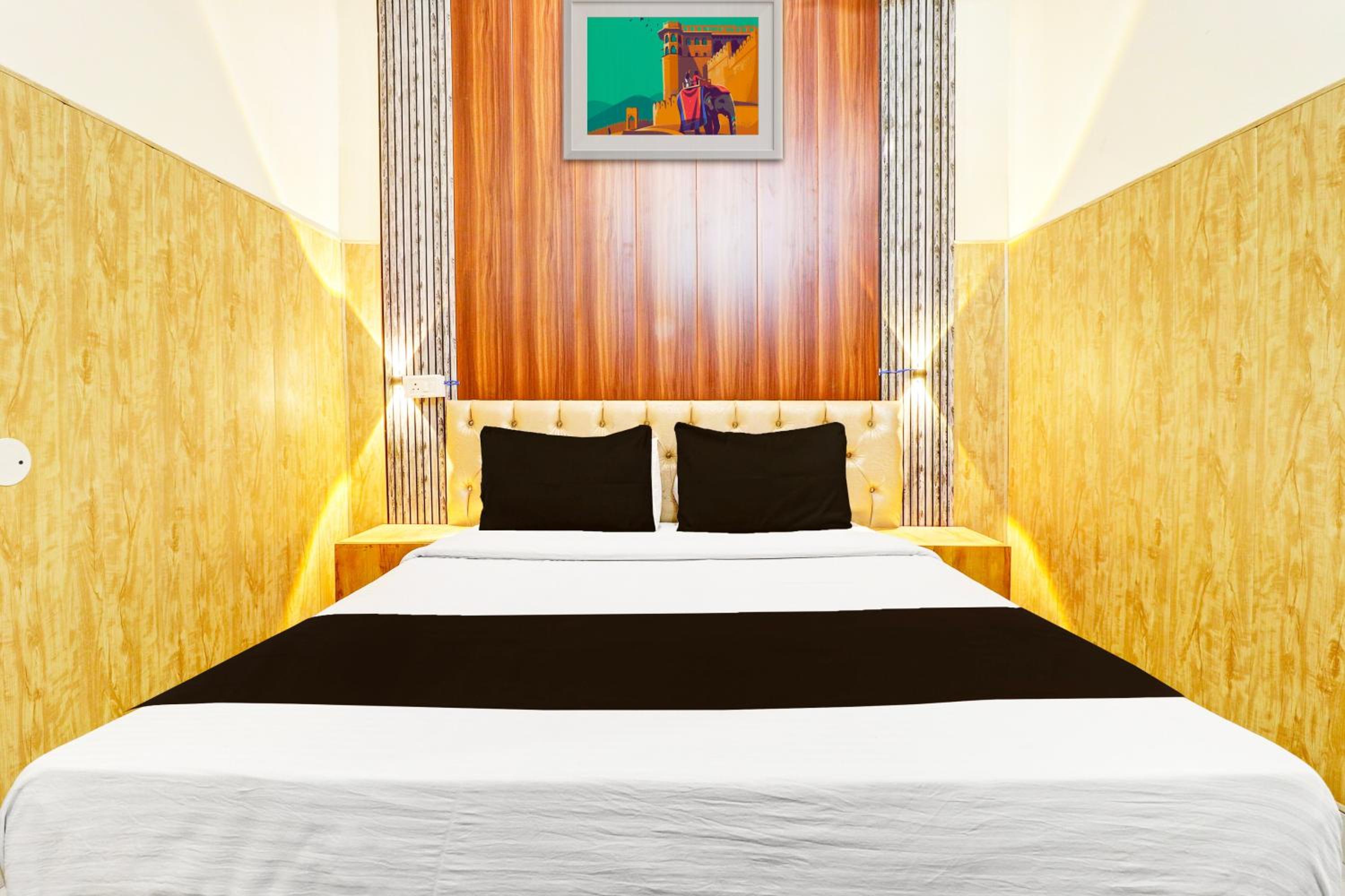 SPOT ON Hotel Kripa