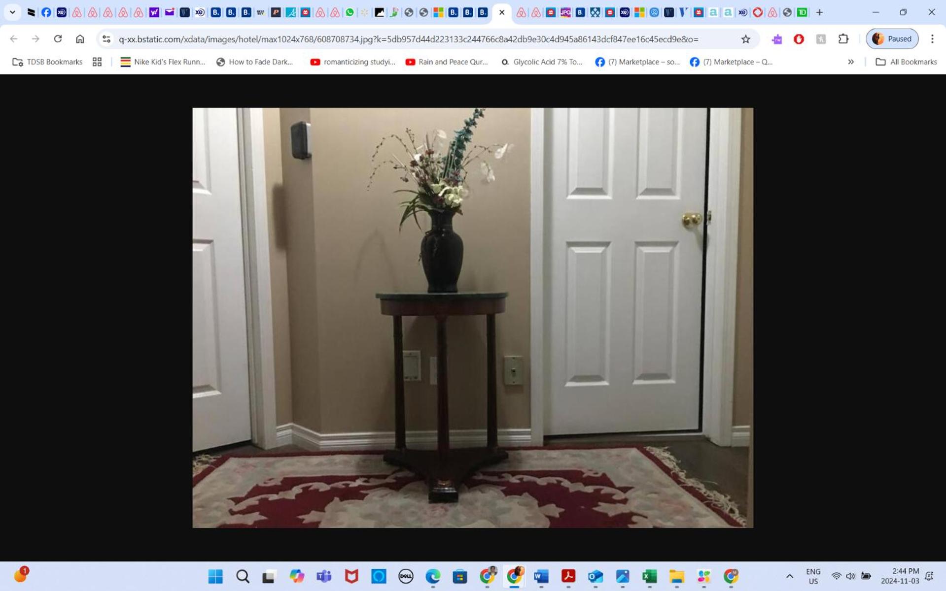 Main floor room 4, 22 minute from airport