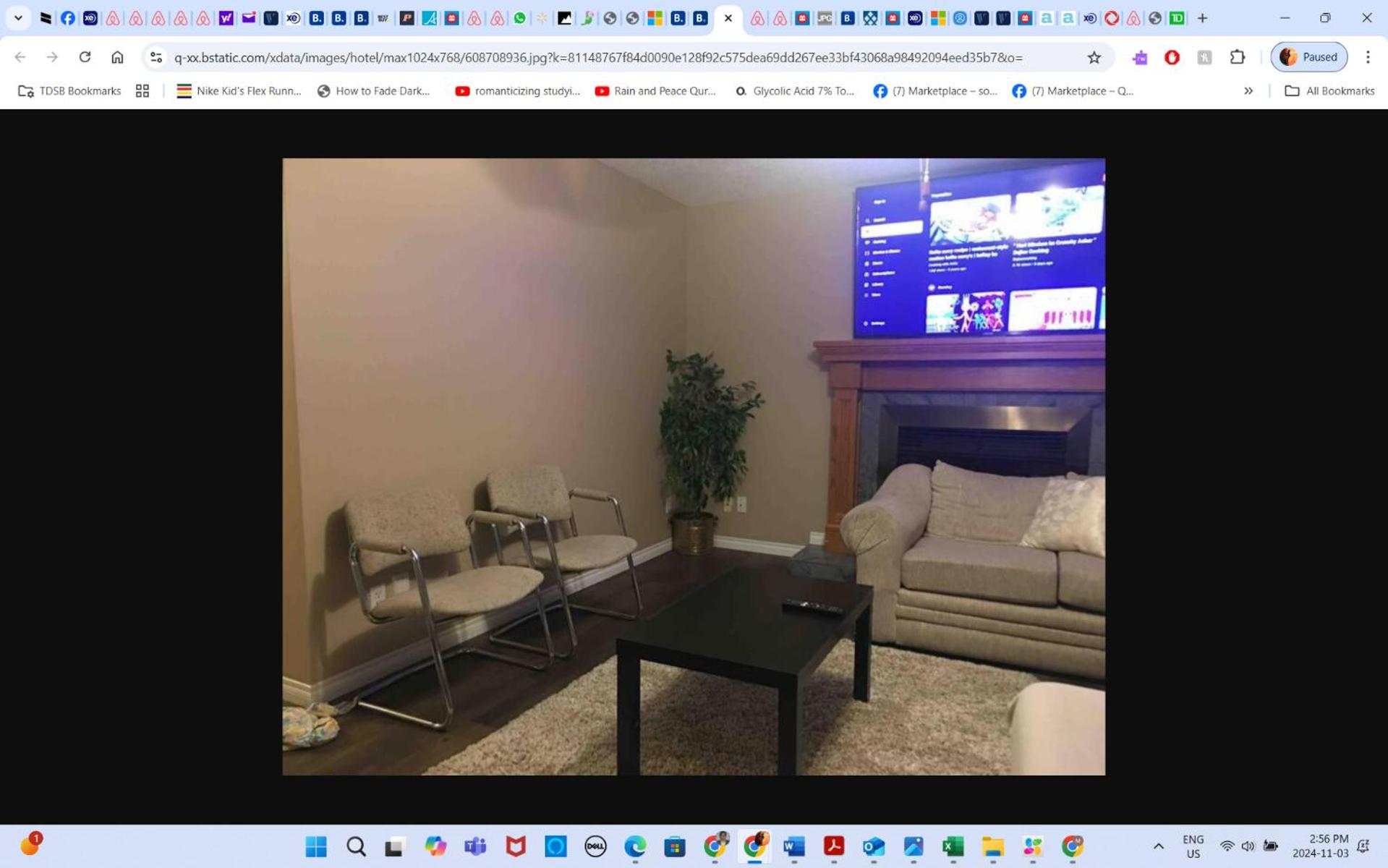 Main floor room 4, 22 minute from airport
