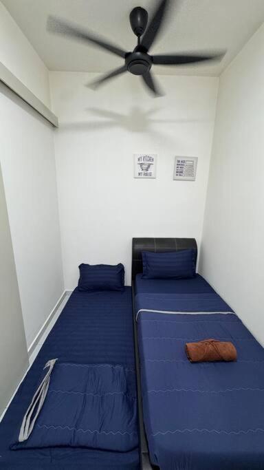 Sky Trees Bukit Indah AEON 2BED 5pax netflix Aircond
